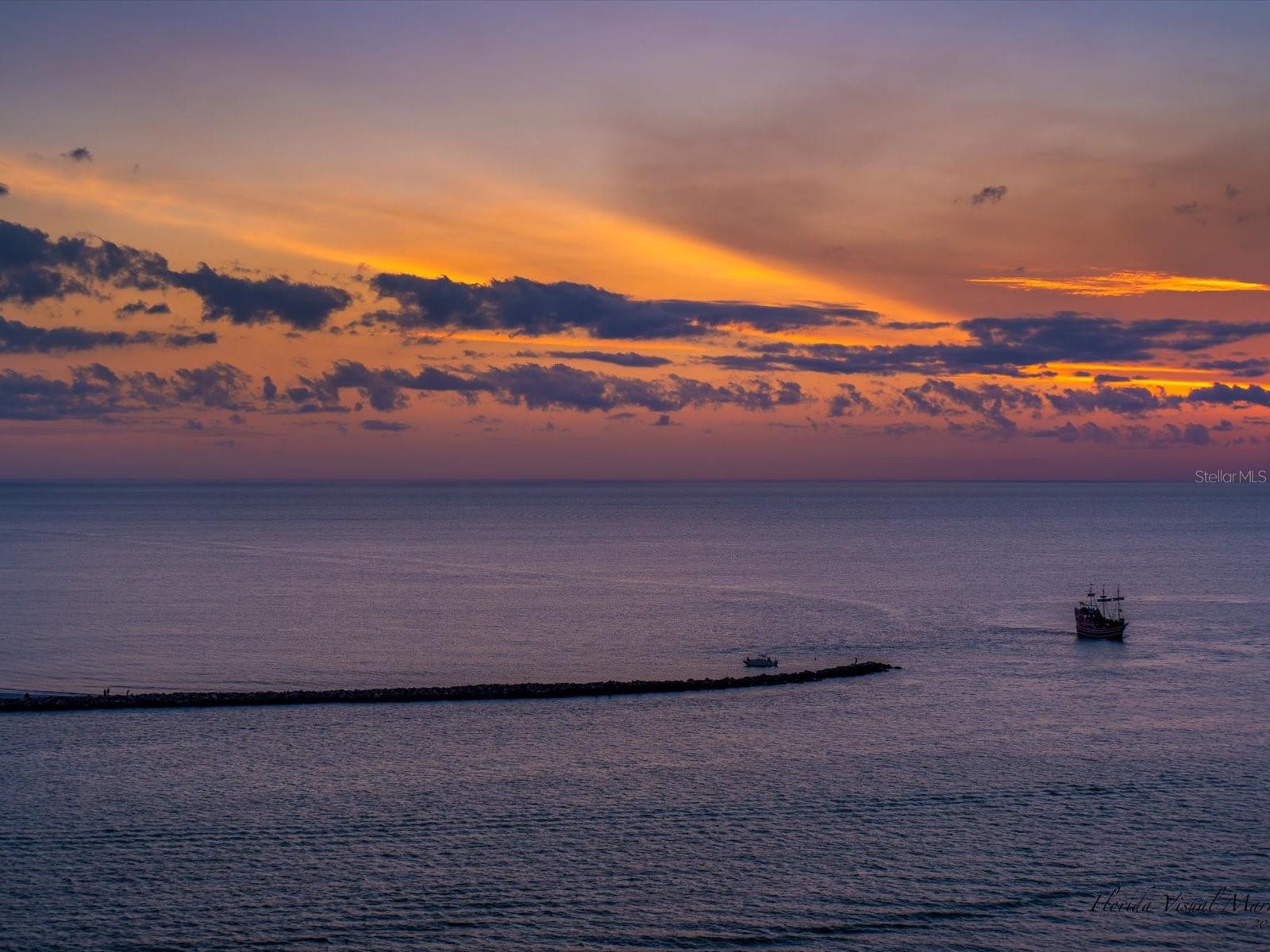 Image 44 of 68 For 450 Gulfview Boulevard S 1708