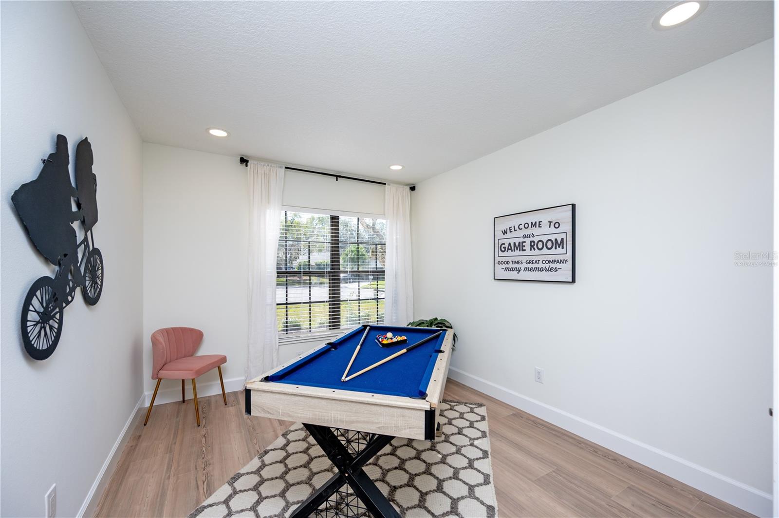 Image 11 of 27 For 14817 Farnham Way