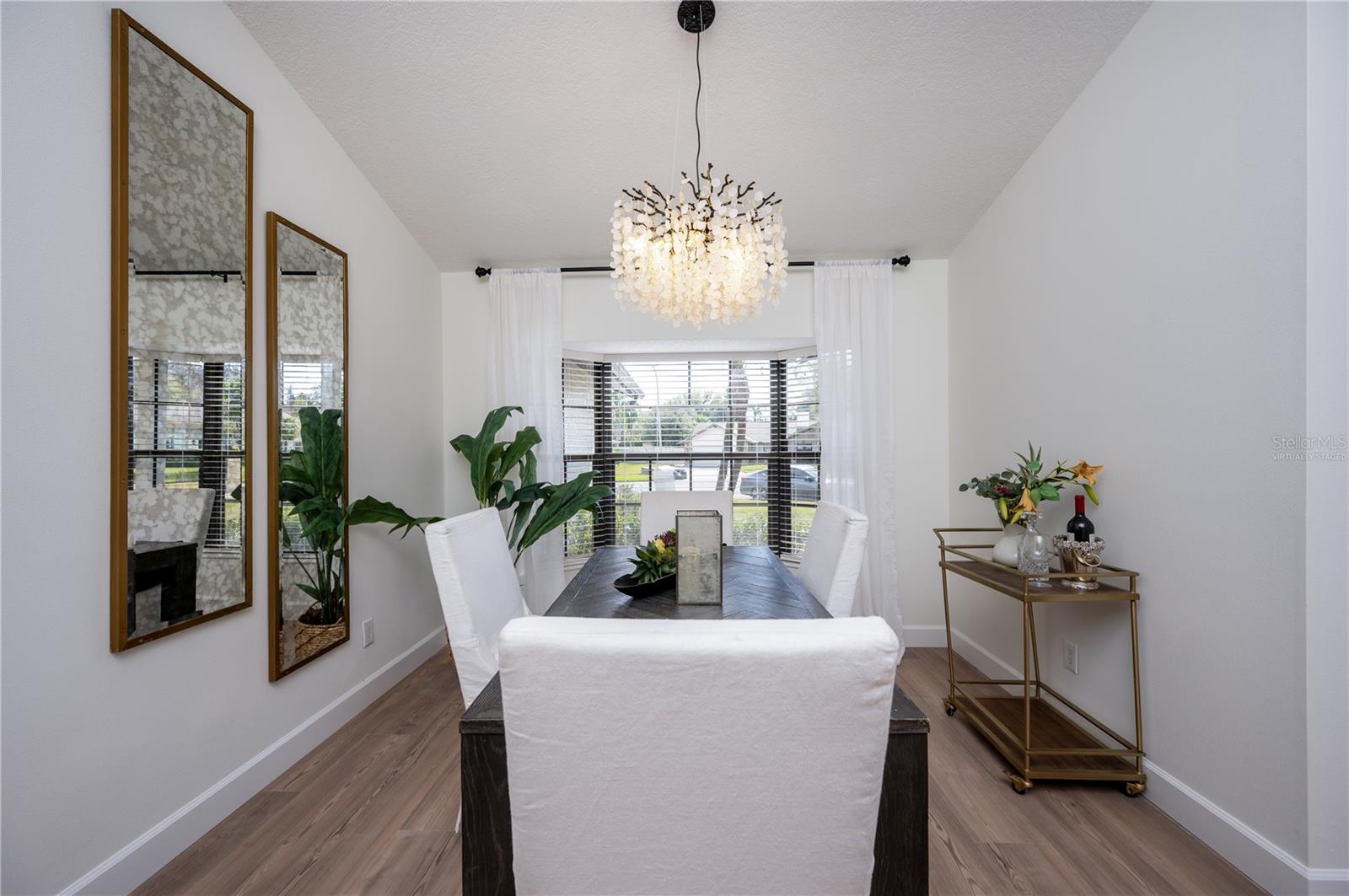 Image 9 of 27 For 14817 Farnham Way