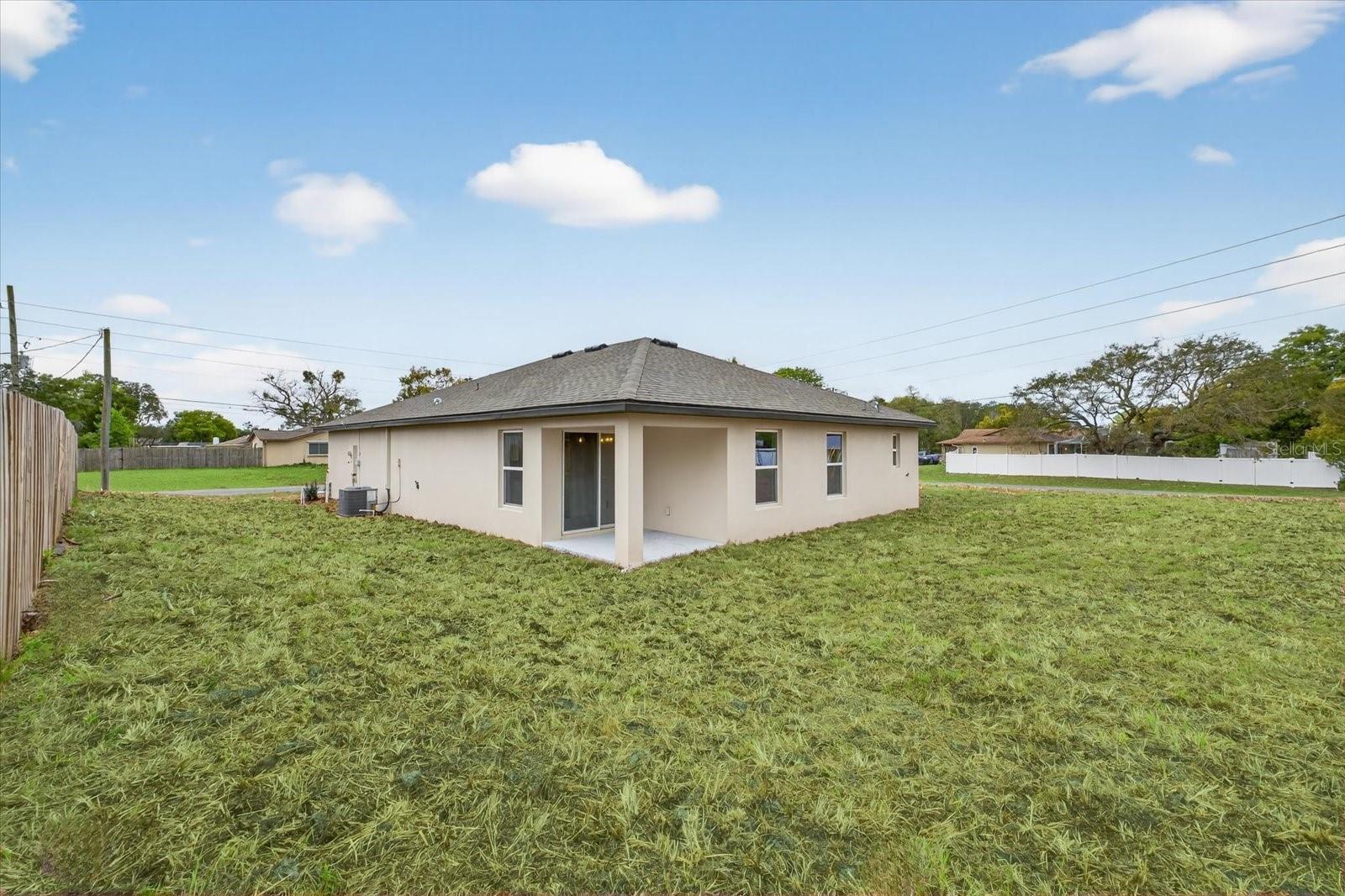 Image 34 of 46 For 6117 Alderwood Street