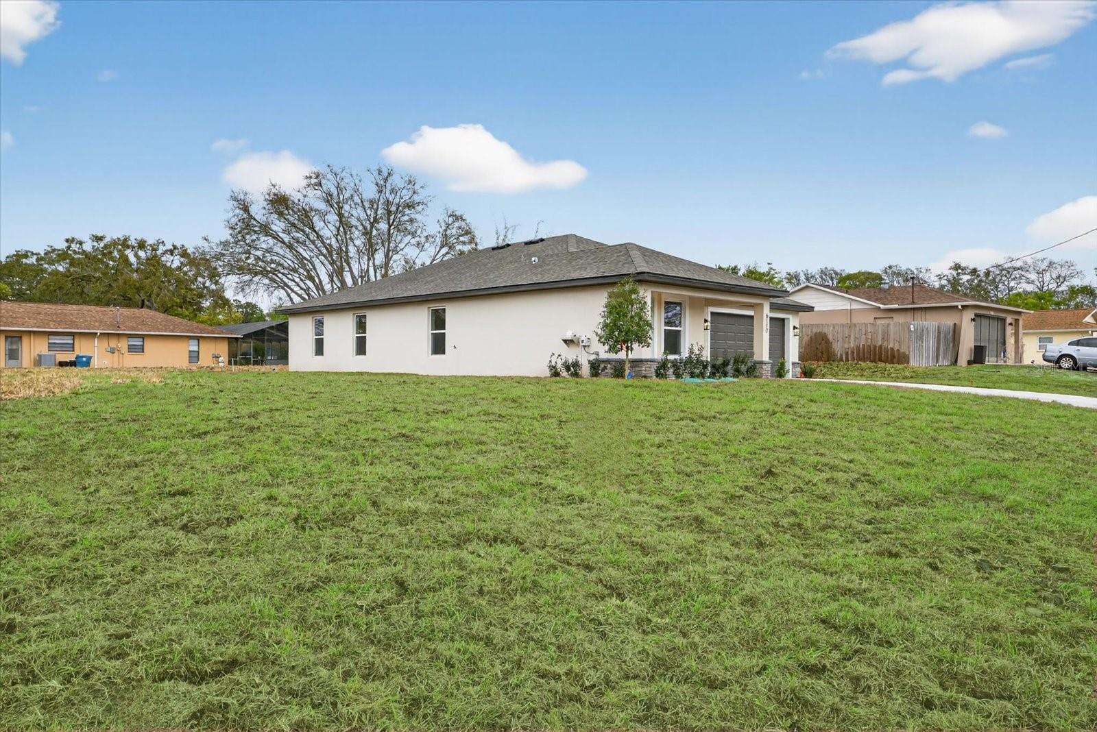 Image 37 of 46 For 6117 Alderwood Street