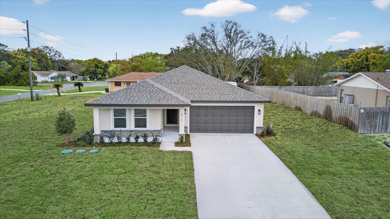 Image 40 of 46 For 6117 Alderwood Street