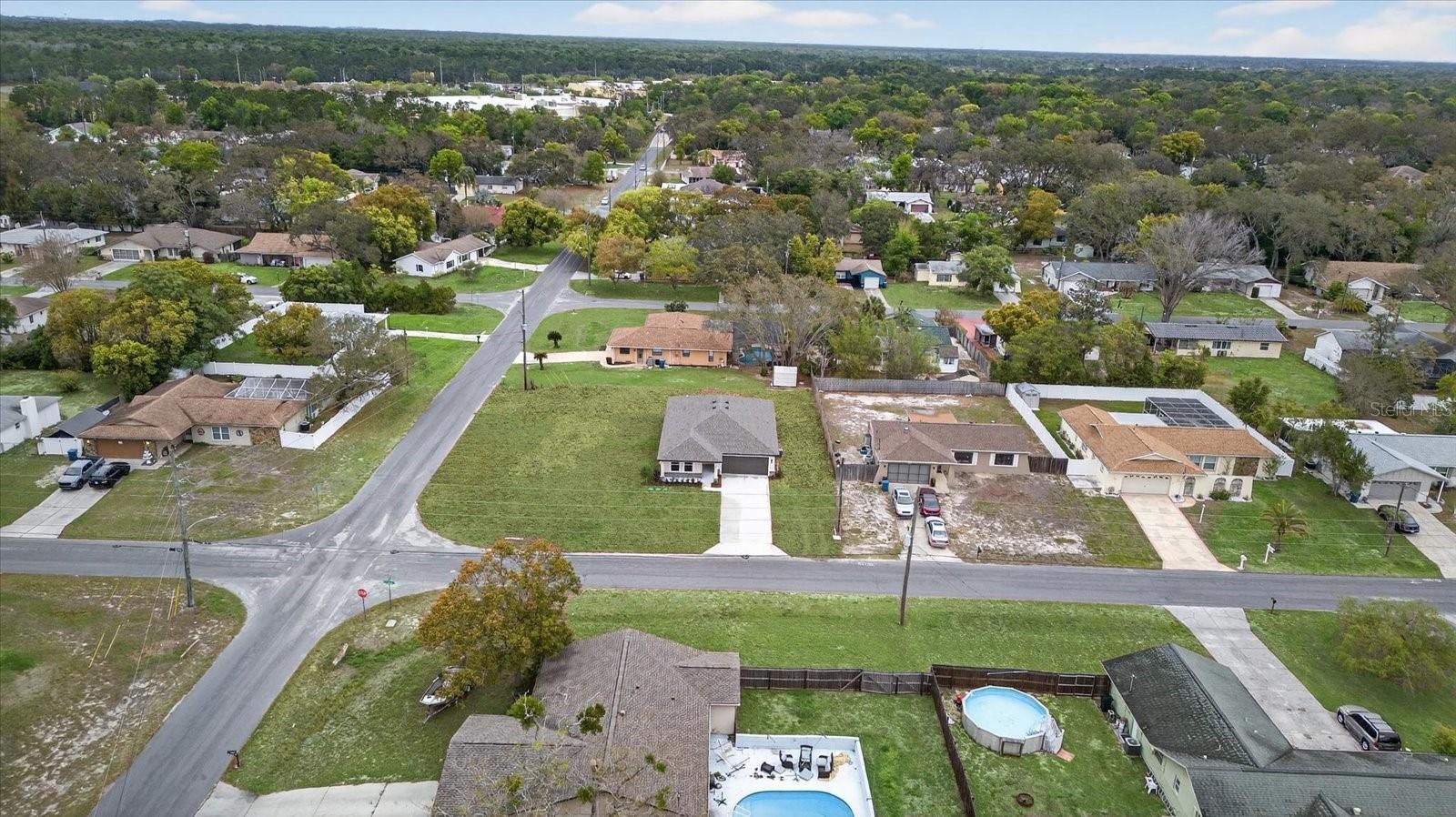 Image 44 of 46 For 6117 Alderwood Street