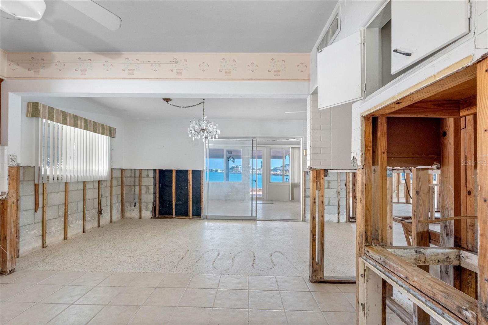 Image 31 of 64 For 555 115th Avenue