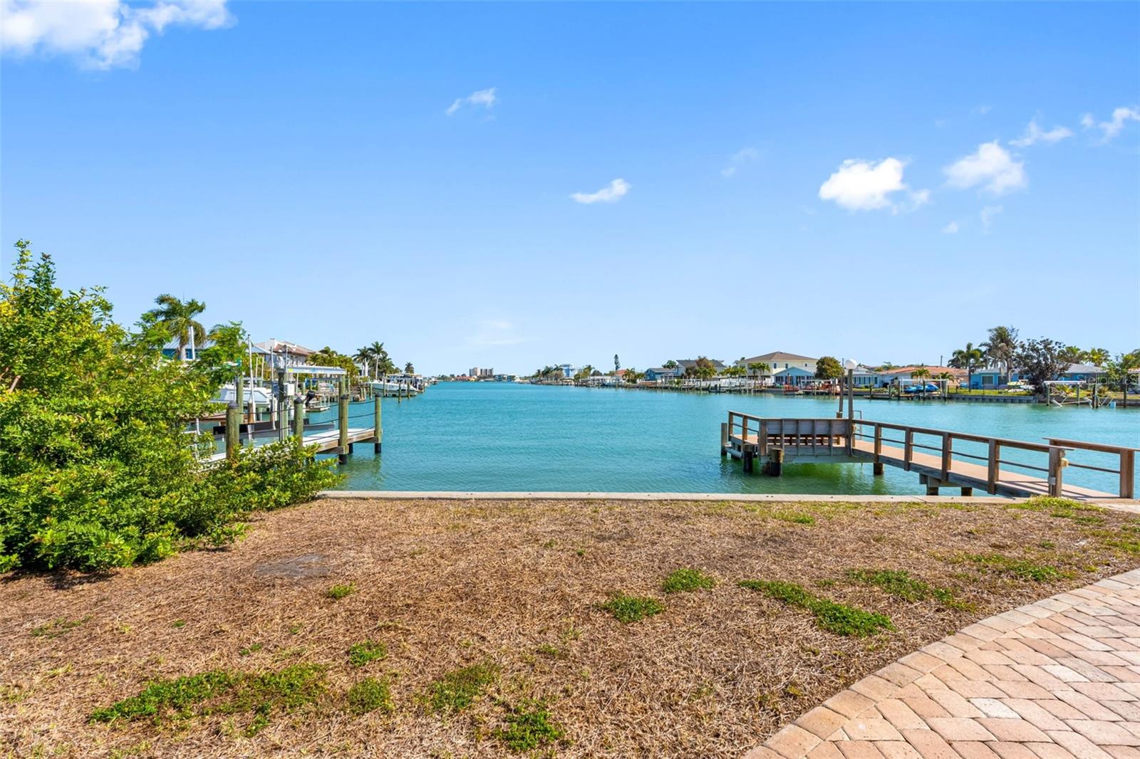 Image 45 of 64 For 555 115th Avenue