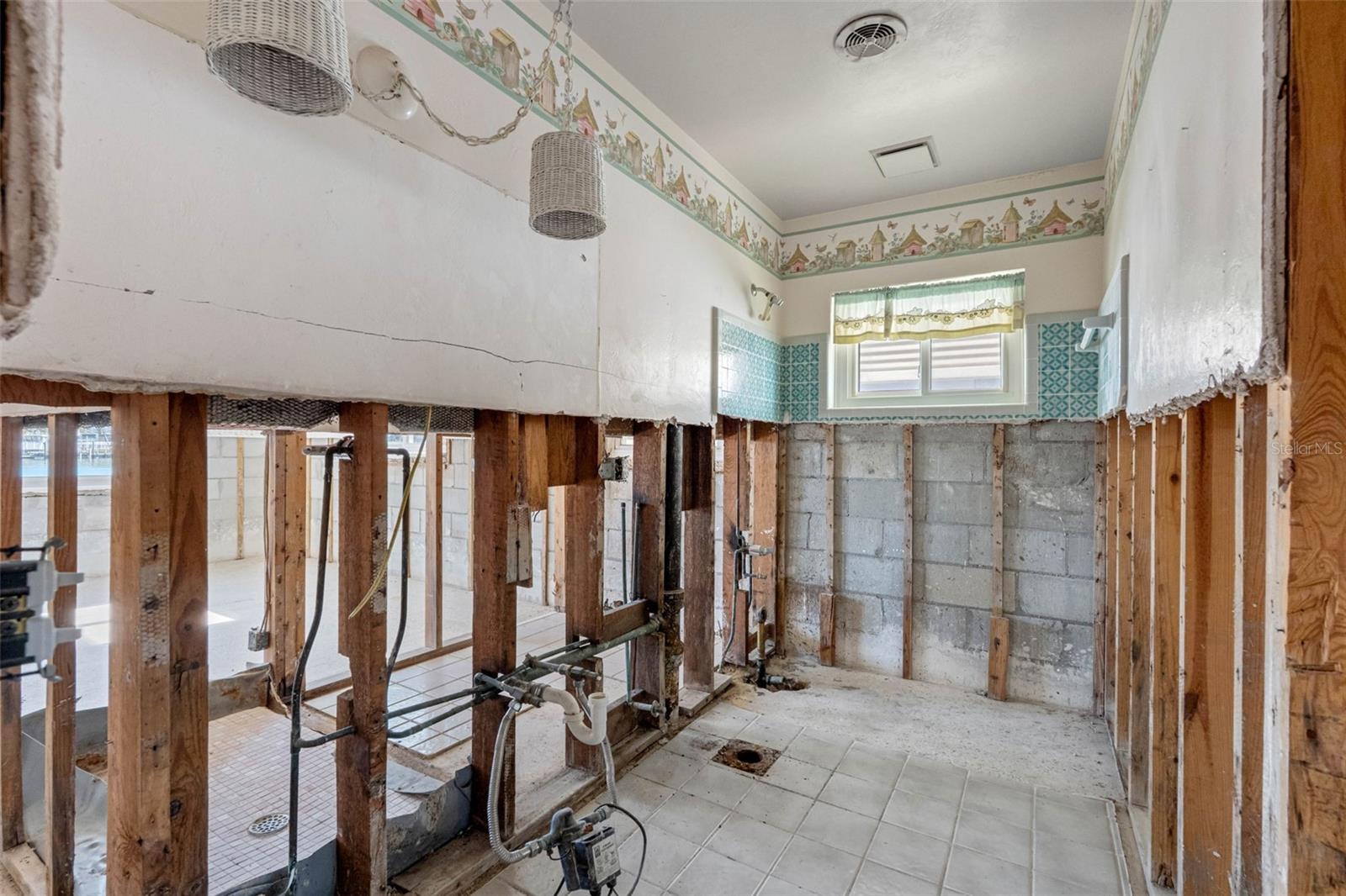 Image 53 of 64 For 555 115th Avenue