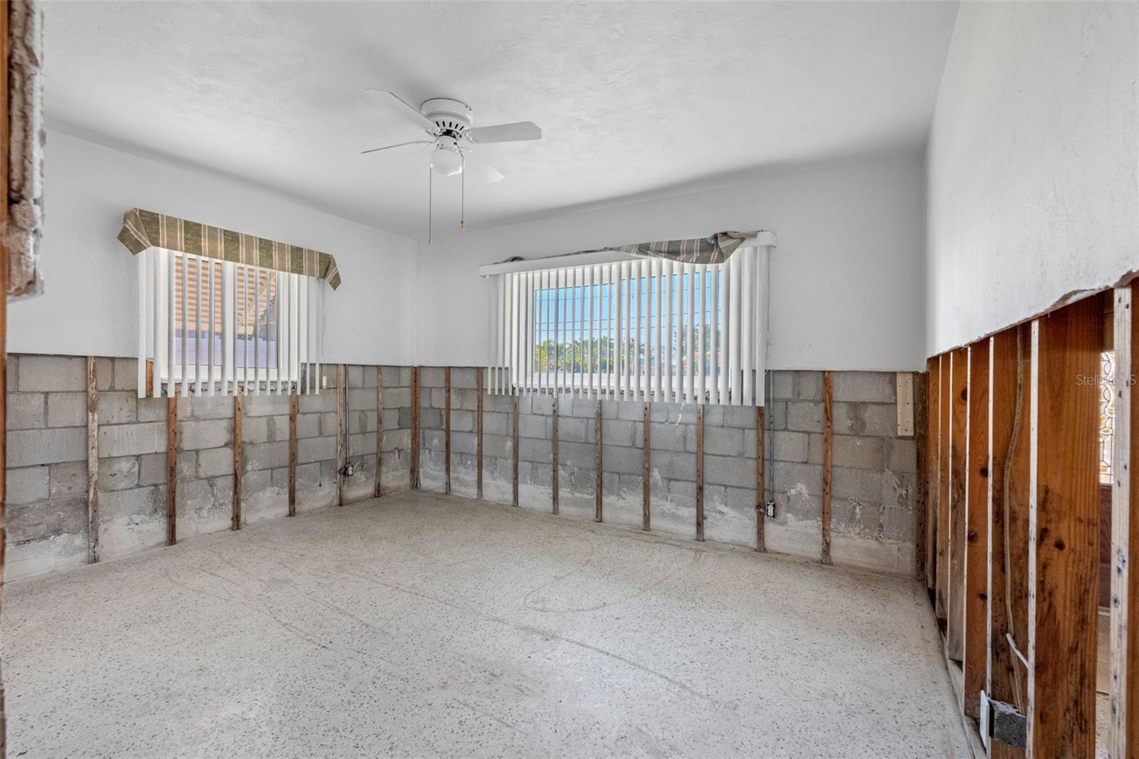 Image 56 of 64 For 555 115th Avenue