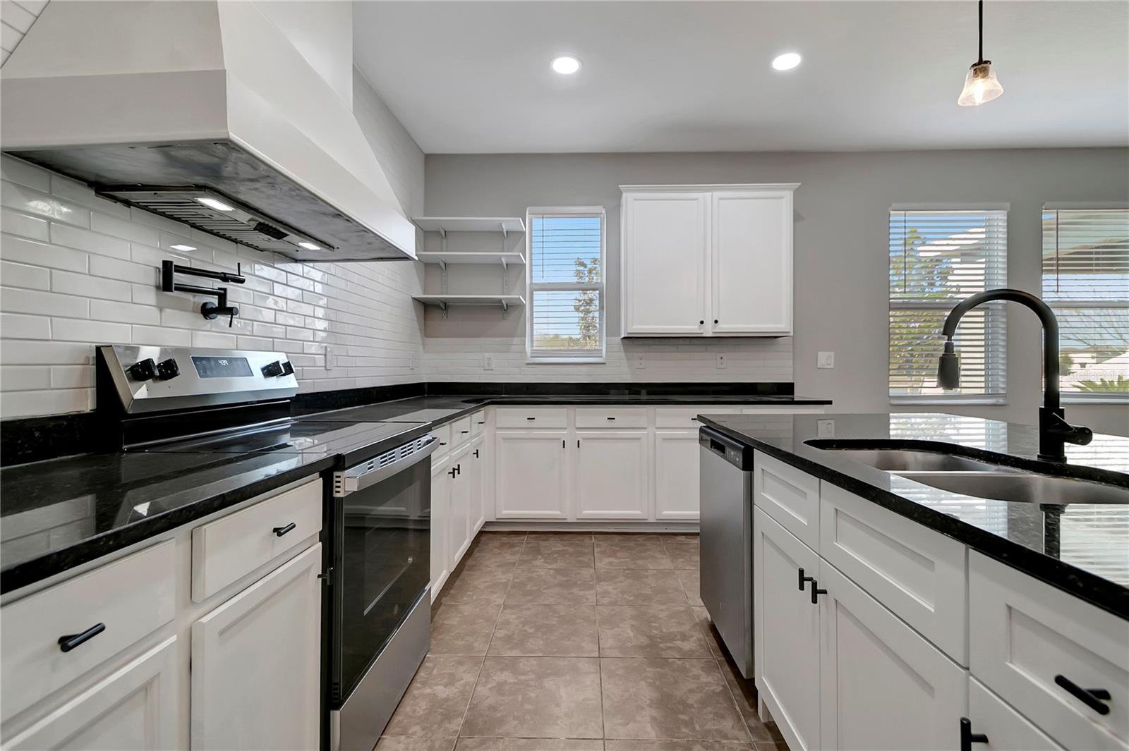 Image 20 of 59 For 8406 Cherry Branch Drive