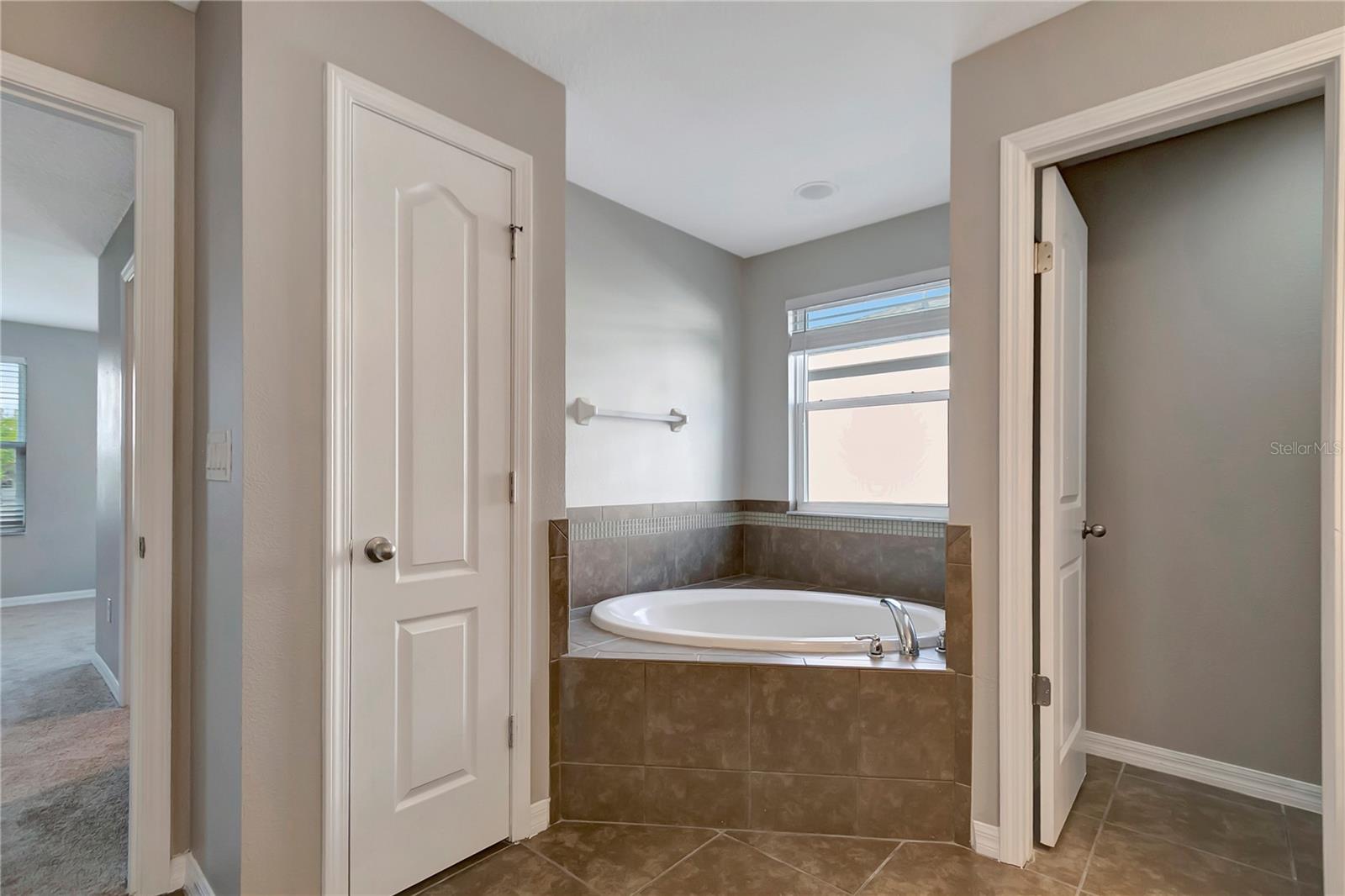 Image 39 of 59 For 8406 Cherry Branch Drive