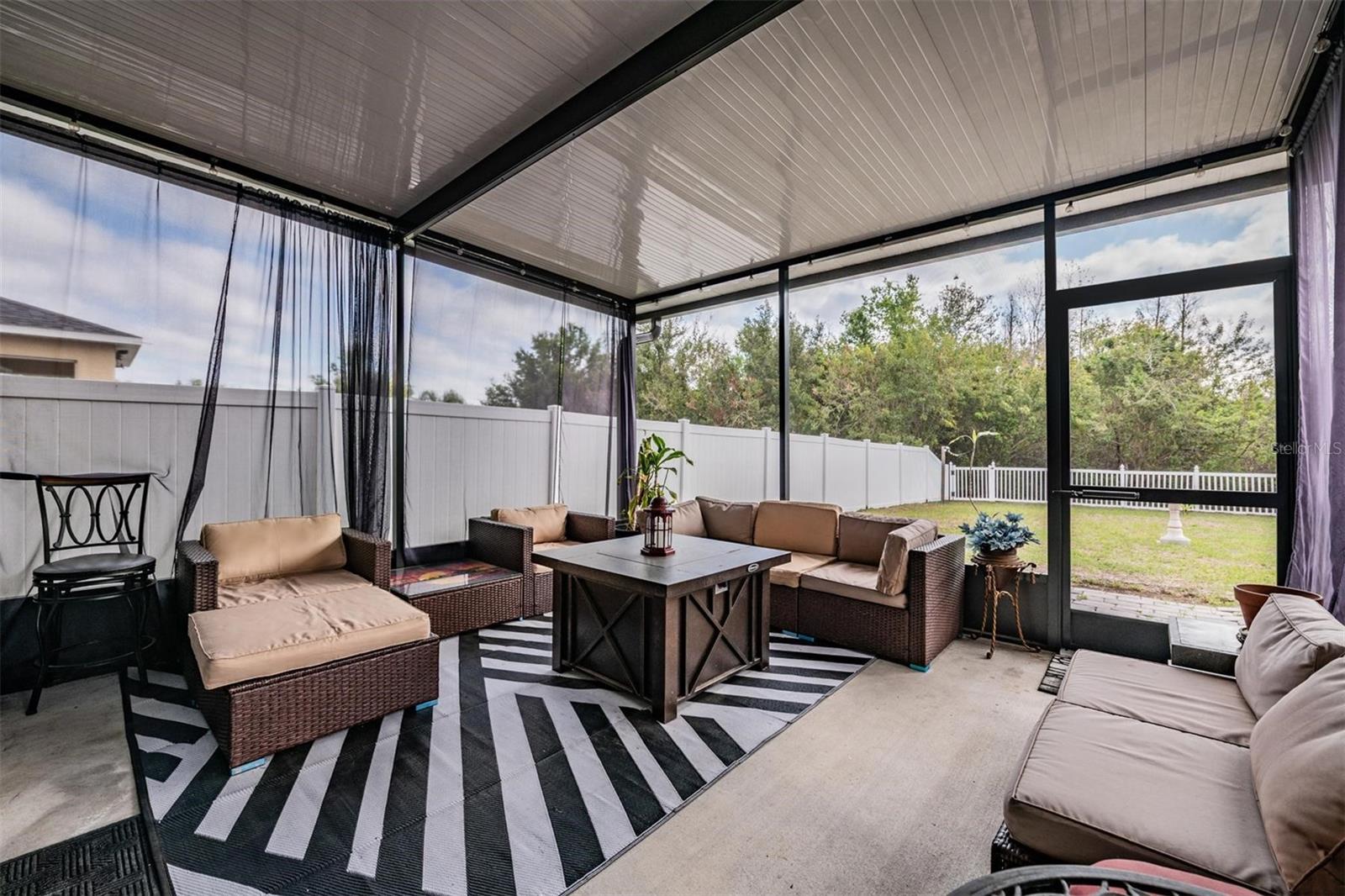 Image 30 of 44 For 11103 Silver Fern Way