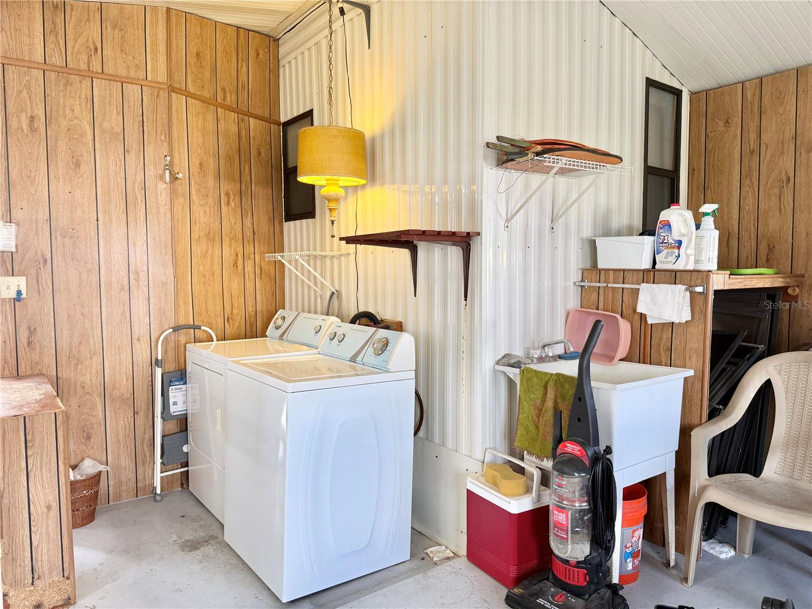 Image 24 of 35 For 34649 Morning Glory Glen