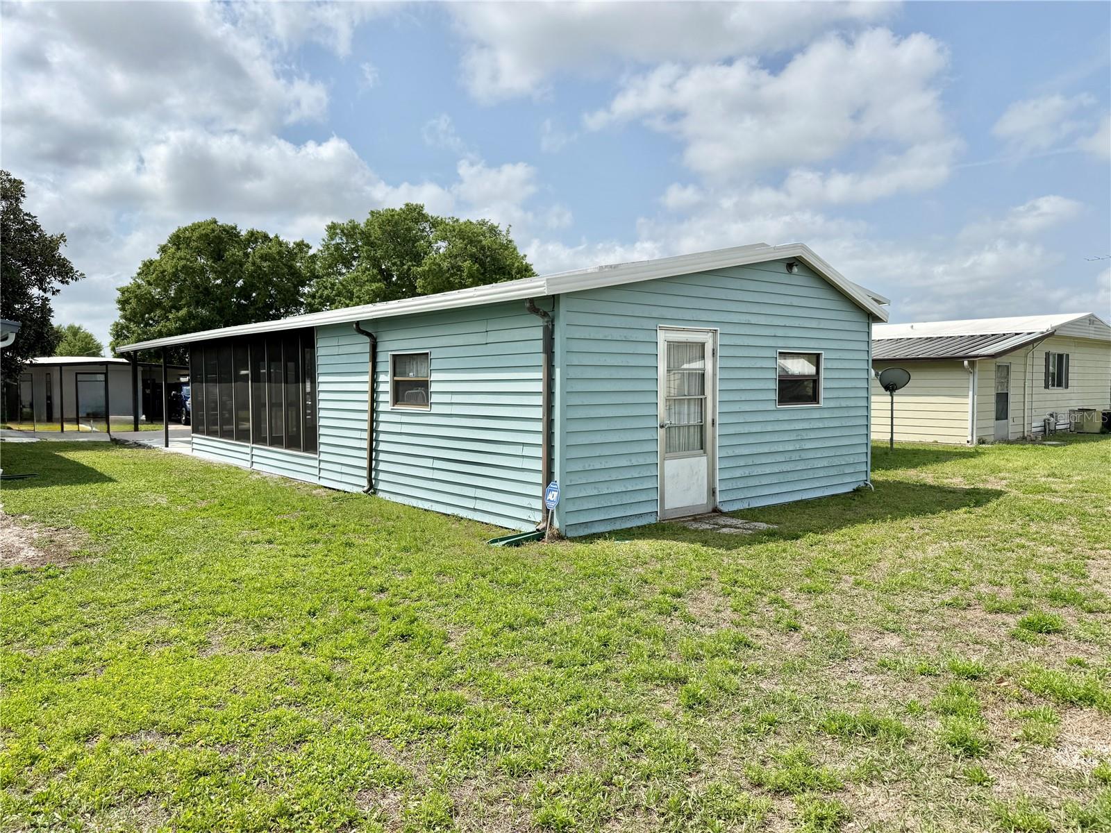 Image 28 of 35 For 34649 Morning Glory Glen