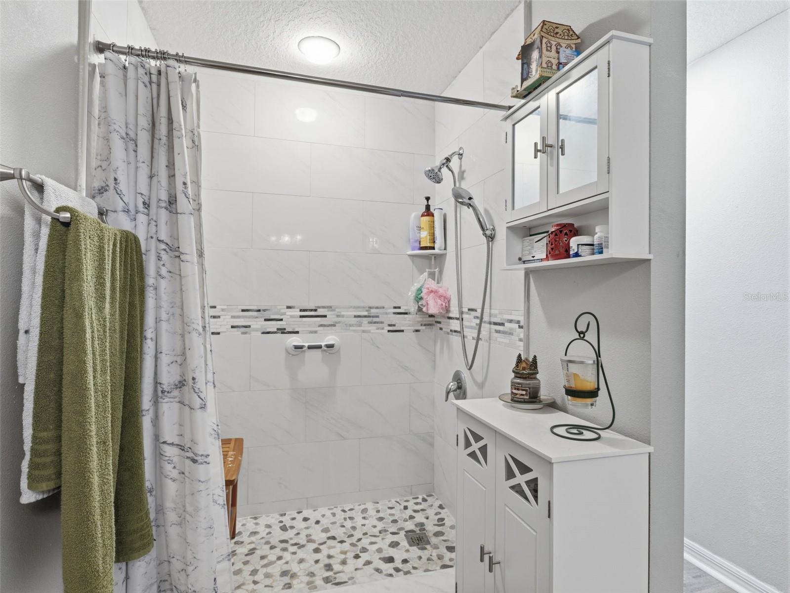 Image 14 of 31 For 14407 Alistar Manor Drive