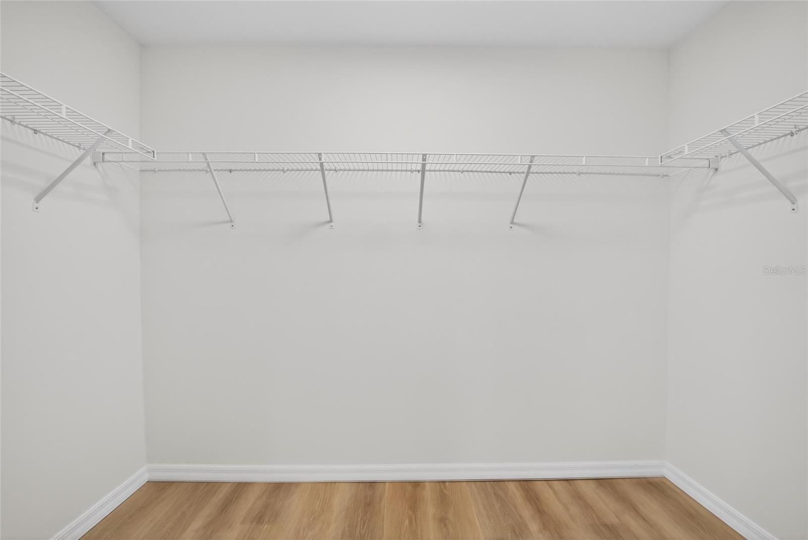 Image 21 of 45 For 11936 Miracle Mile Drive