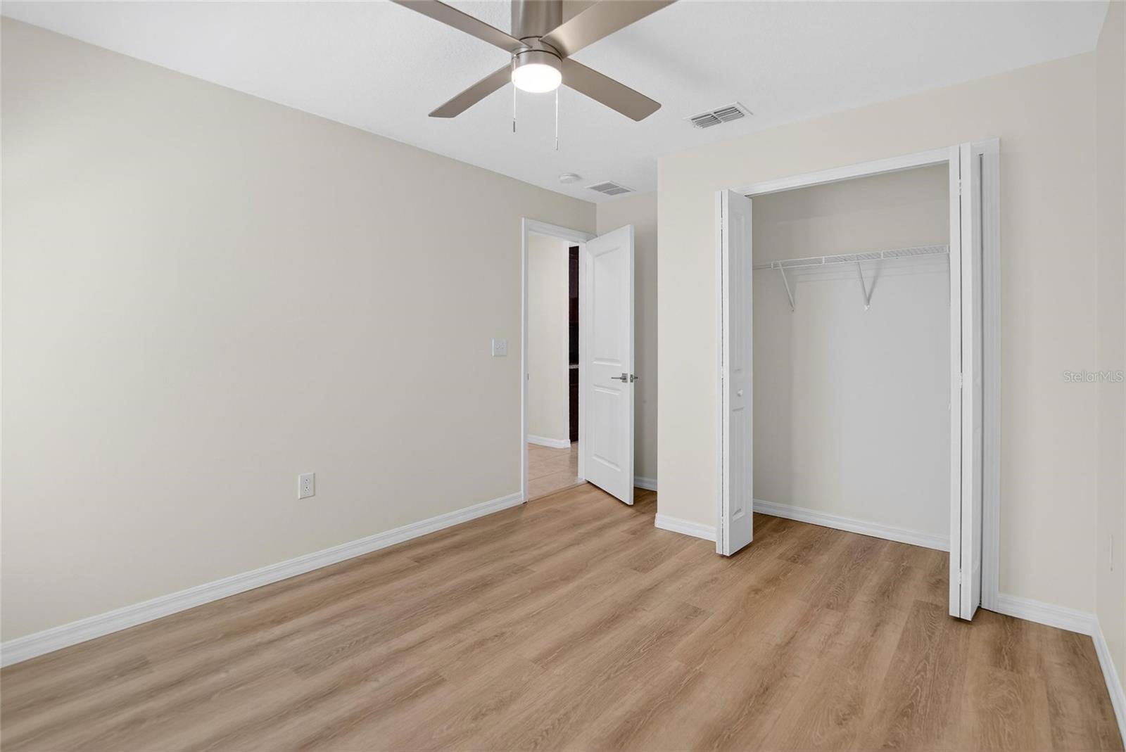 Image 26 of 45 For 11936 Miracle Mile Drive