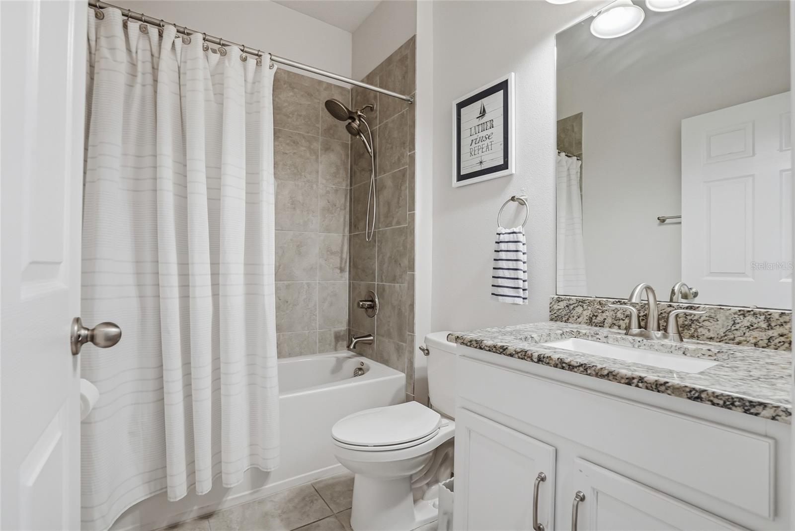 Image 13 of 60 For 5515 Gavella Cove