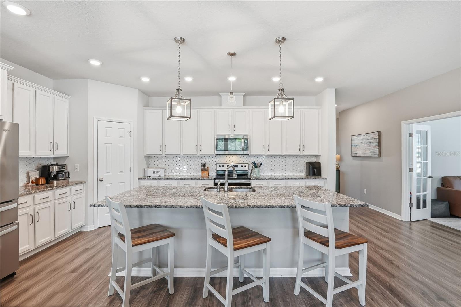 Image 3 of 60 For 5515 Gavella Cove