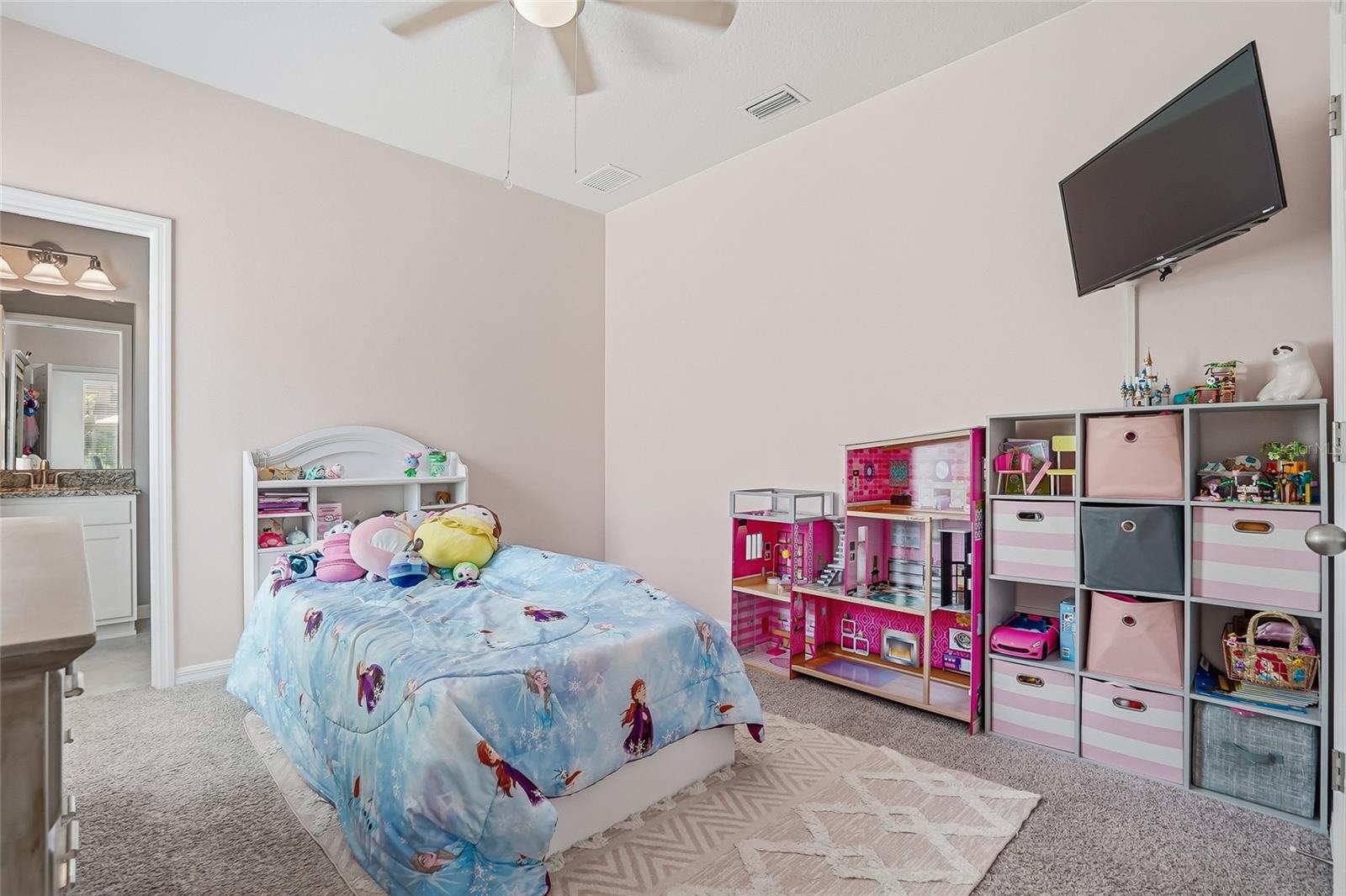 Image 39 of 60 For 5515 Gavella Cove