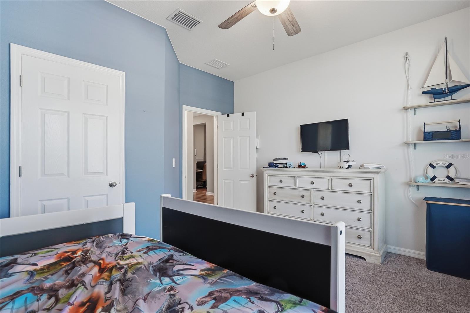 Image 44 of 60 For 5515 Gavella Cove