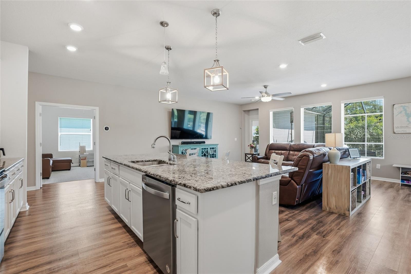 Image 5 of 60 For 5515 Gavella Cove