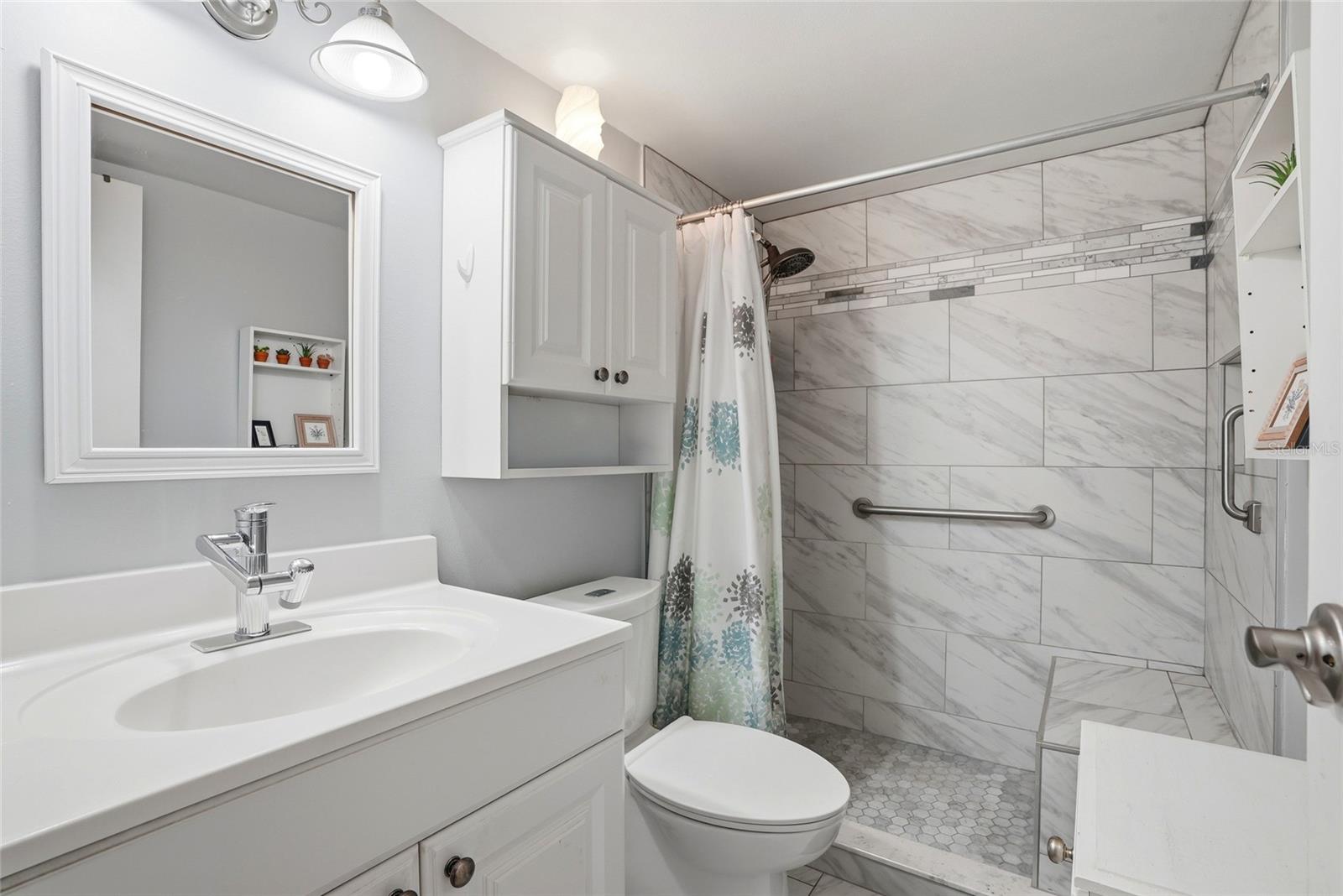 Image 18 of 30 For 12300 Vonn Road 8202