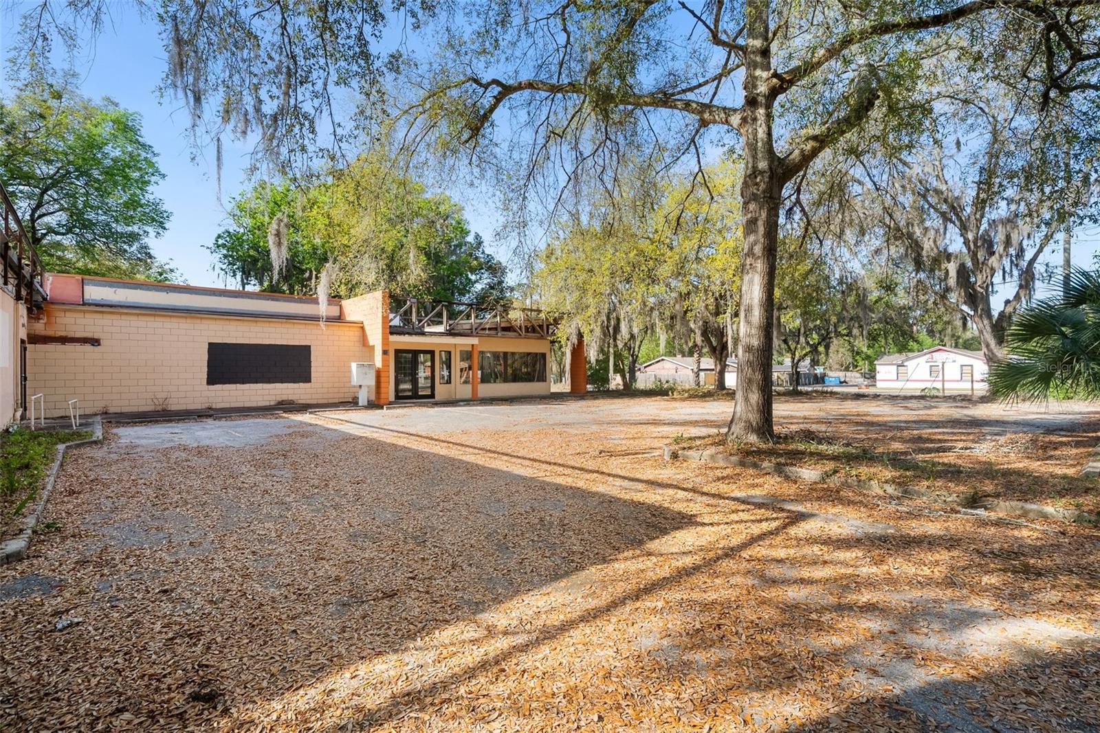 Image 3 of 24 For 519 10th Avenue