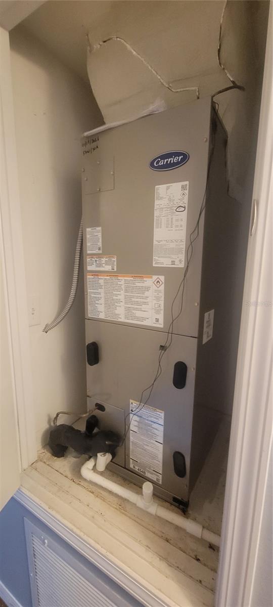 Image 10 of 31 For 10951 Brickside Court