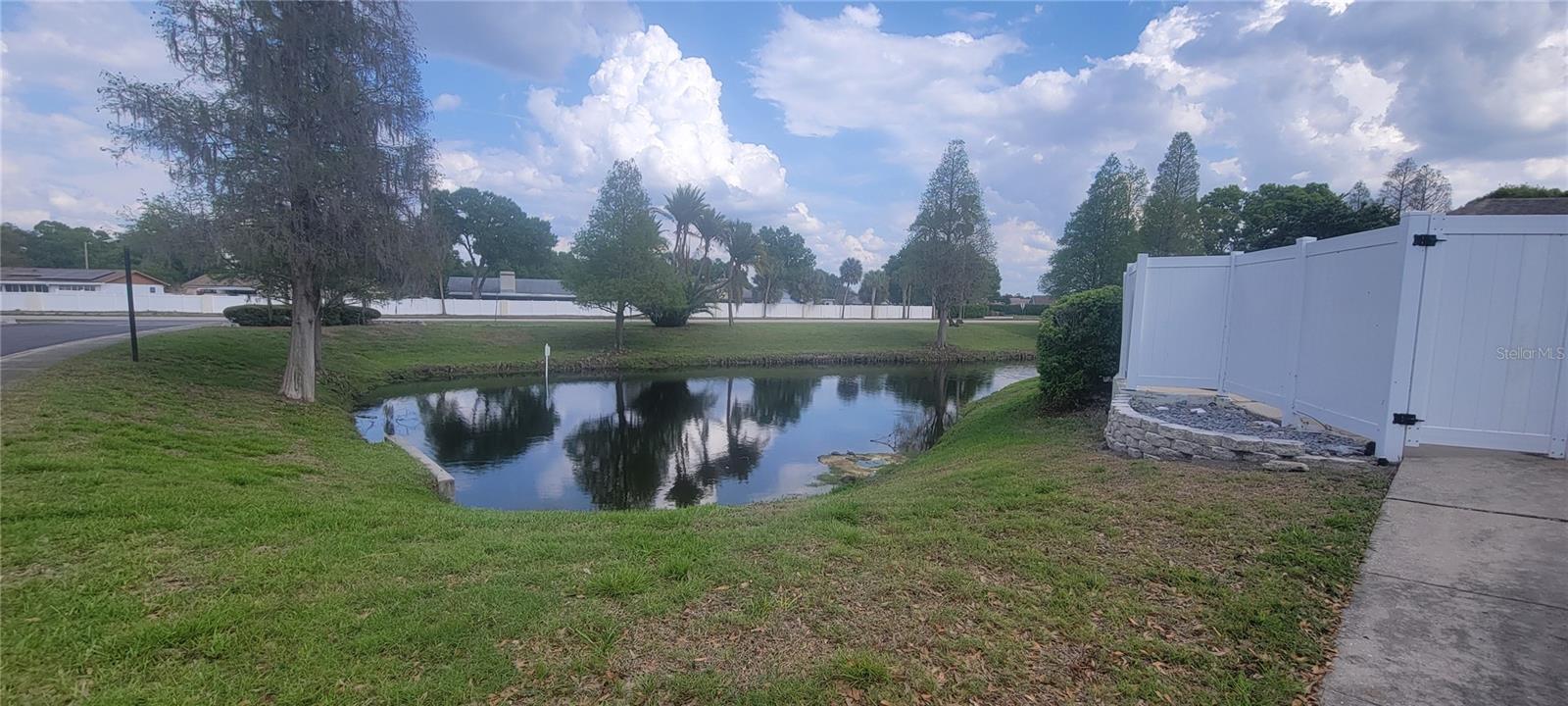 Image 22 of 31 For 10951 Brickside Court