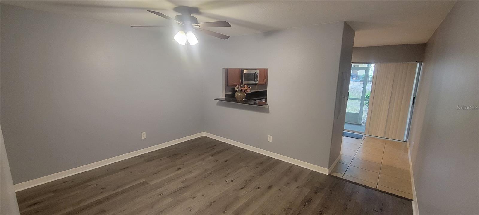 Image 4 of 31 For 10951 Brickside Court