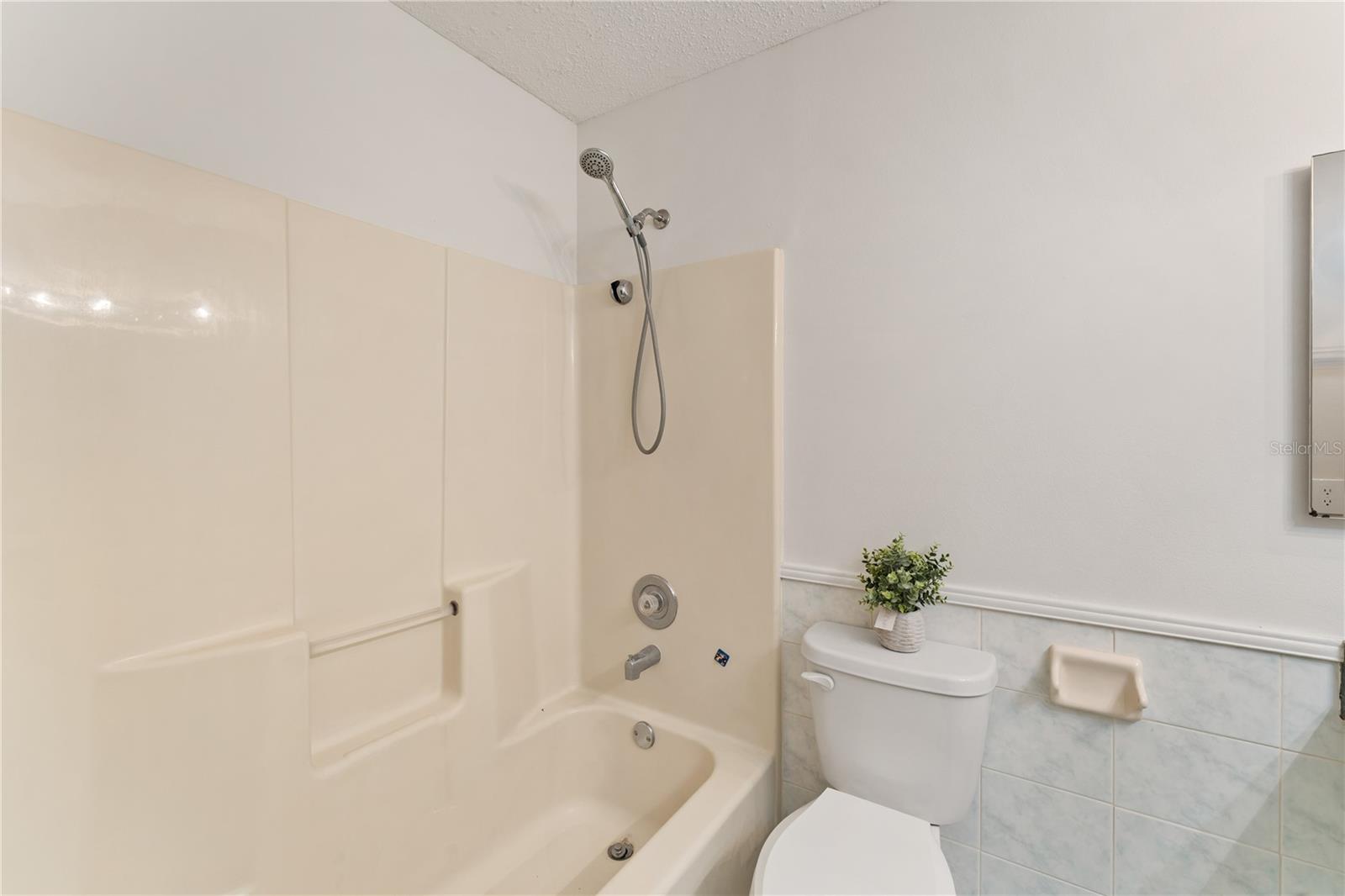 Image 22 of 30 For 4770 Silver Circle