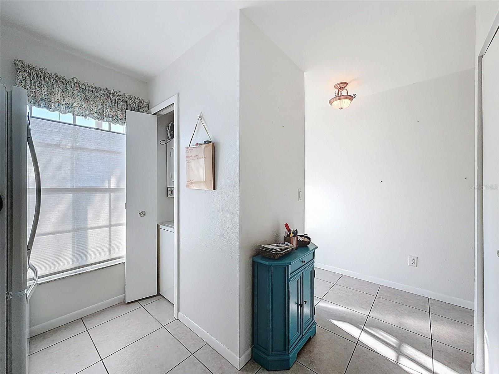 Image 14 of 54 For 4833 Myrtle Oak Drive 12