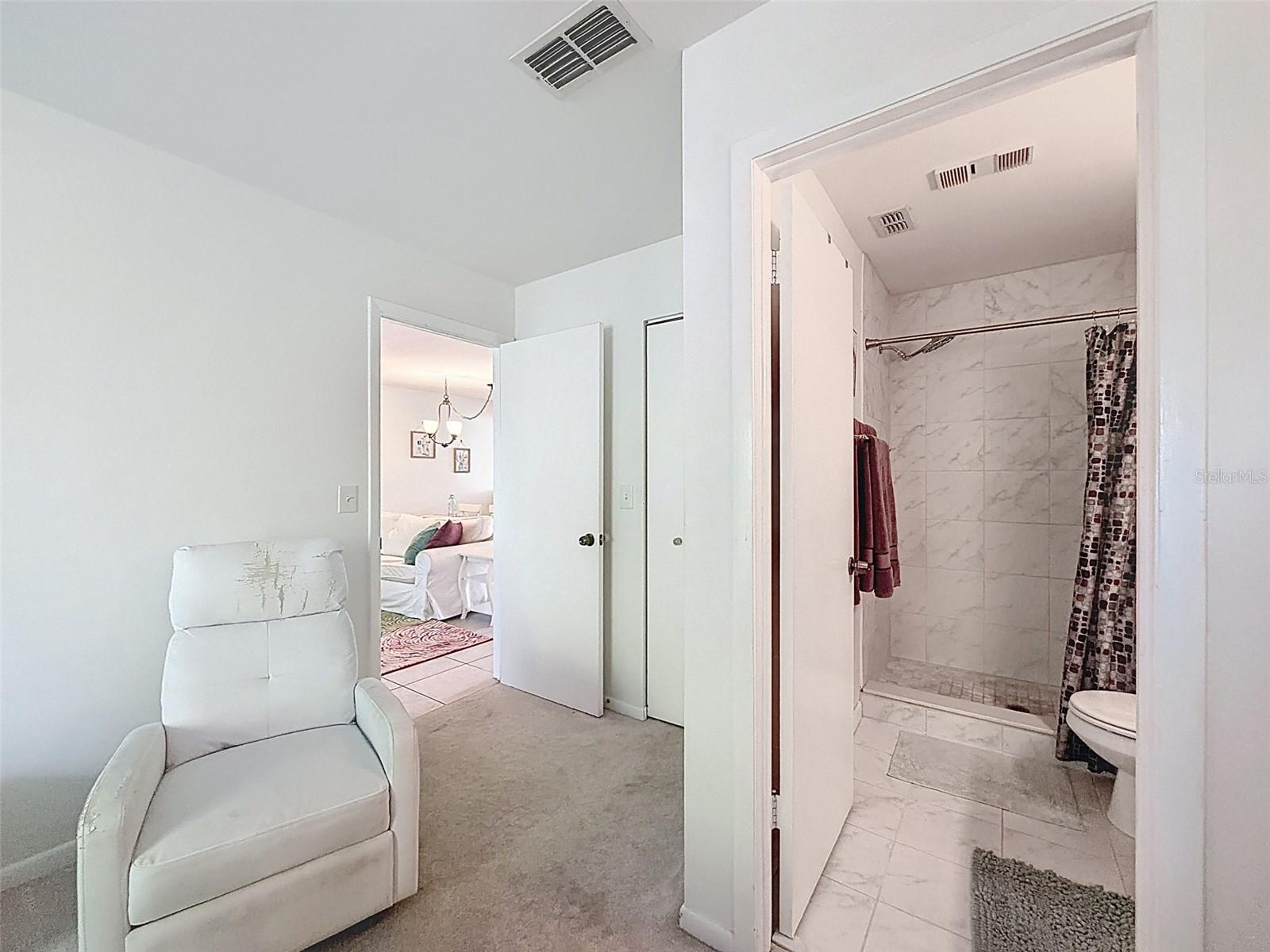 Image 29 of 54 For 4833 Myrtle Oak Drive 12