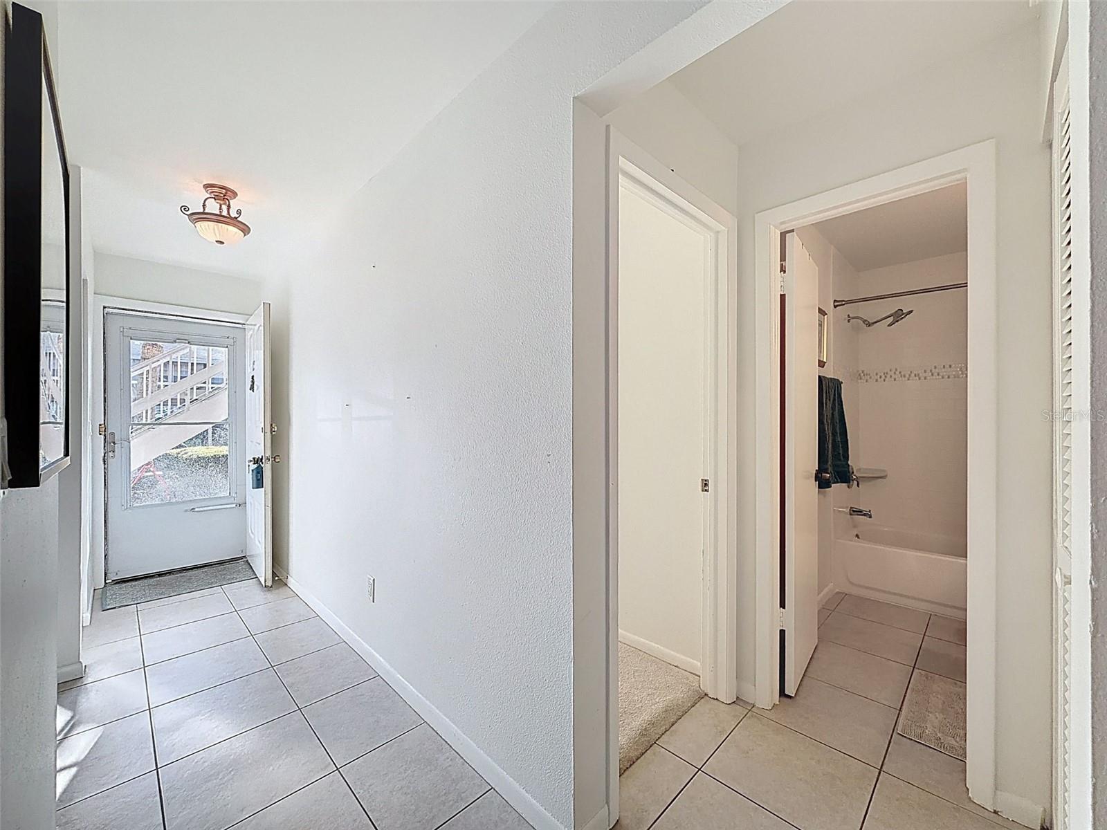 Image 31 of 54 For 4833 Myrtle Oak Drive 12