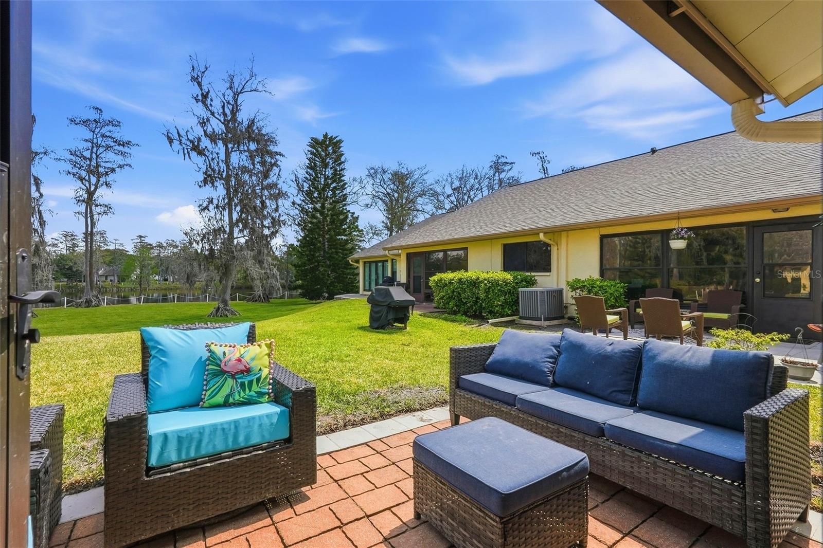 Image 28 of 39 For 2549 Oakleaf Lane 36c