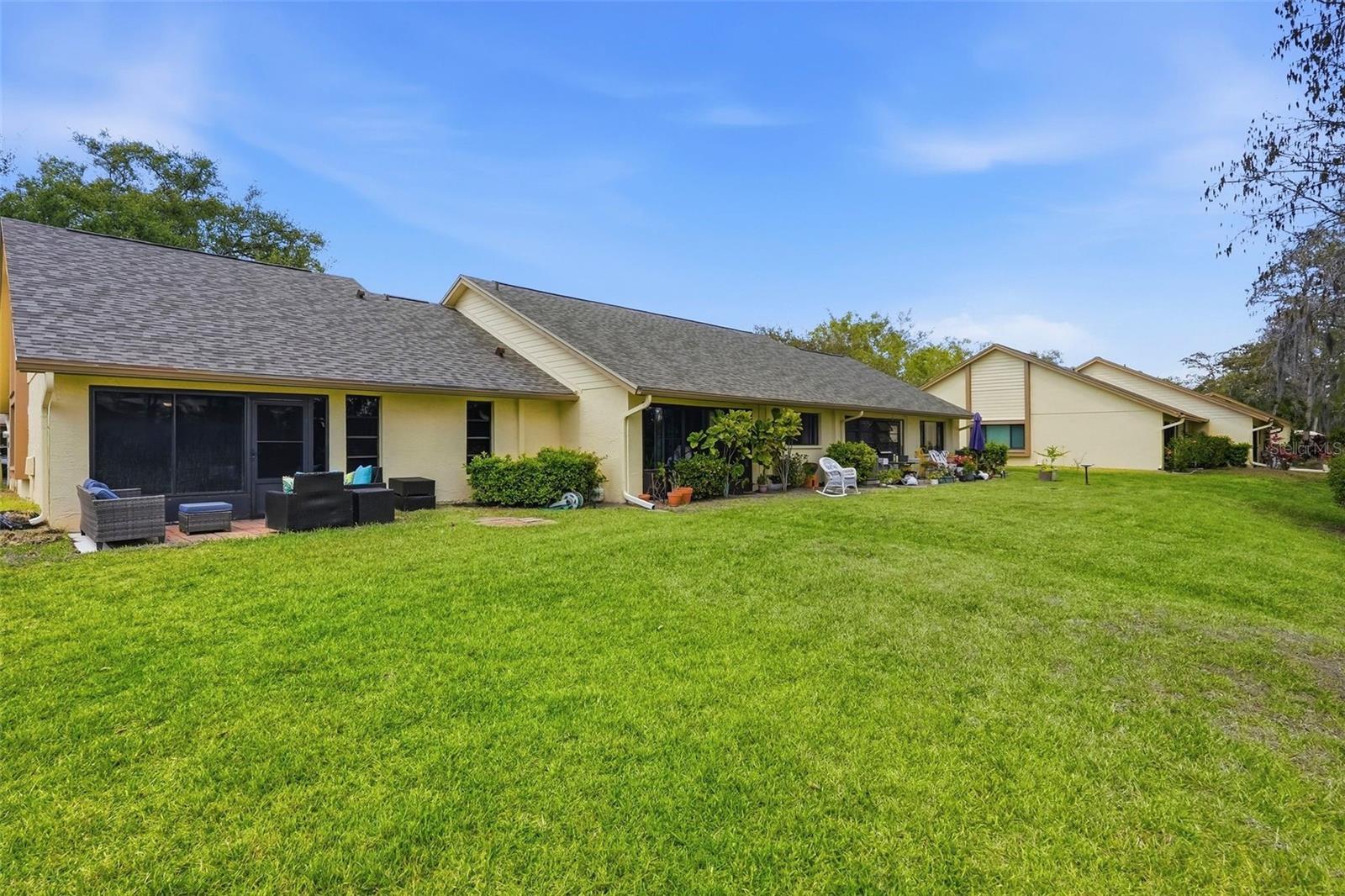 Image 32 of 39 For 2549 Oakleaf Lane 36c