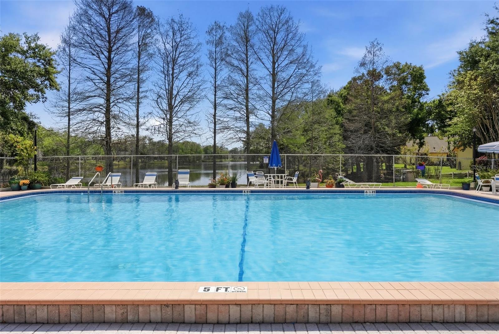 Image 37 of 39 For 2549 Oakleaf Lane 36c