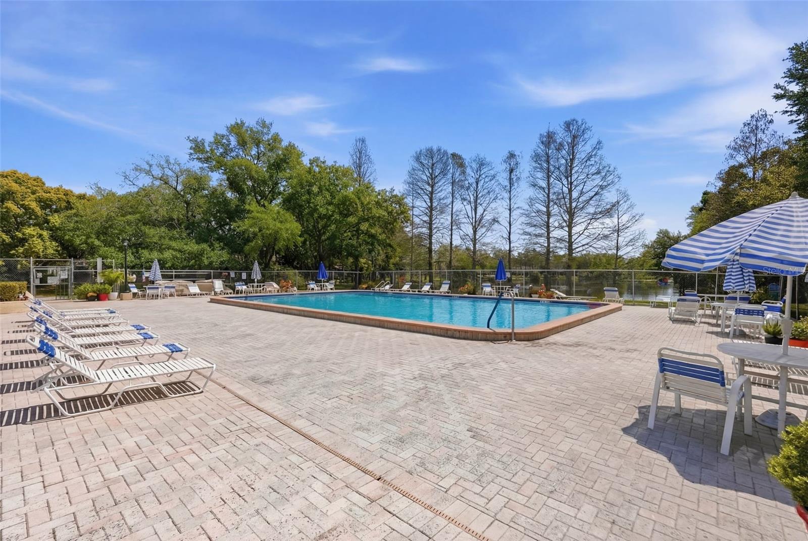 Image 38 of 39 For 2549 Oakleaf Lane 36c