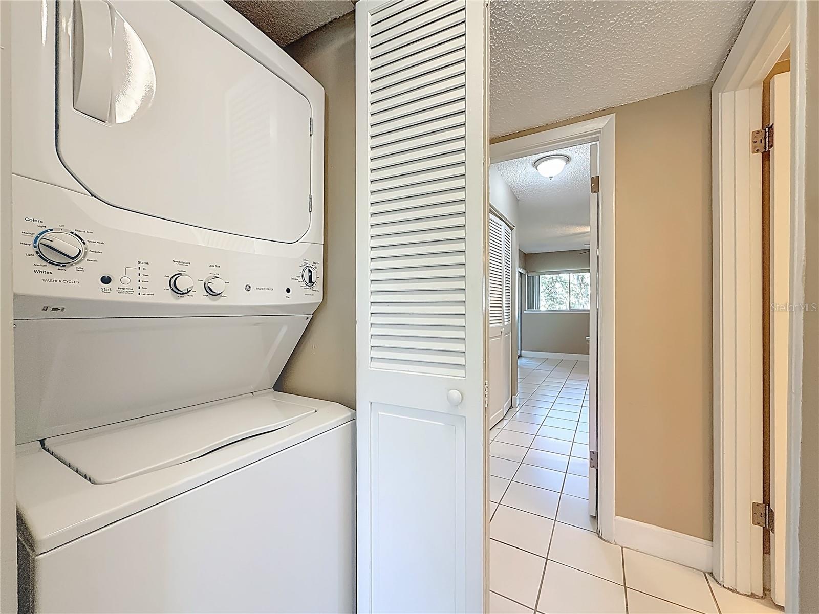 Image 23 of 36 For 6301 Newtown Circle 1a2