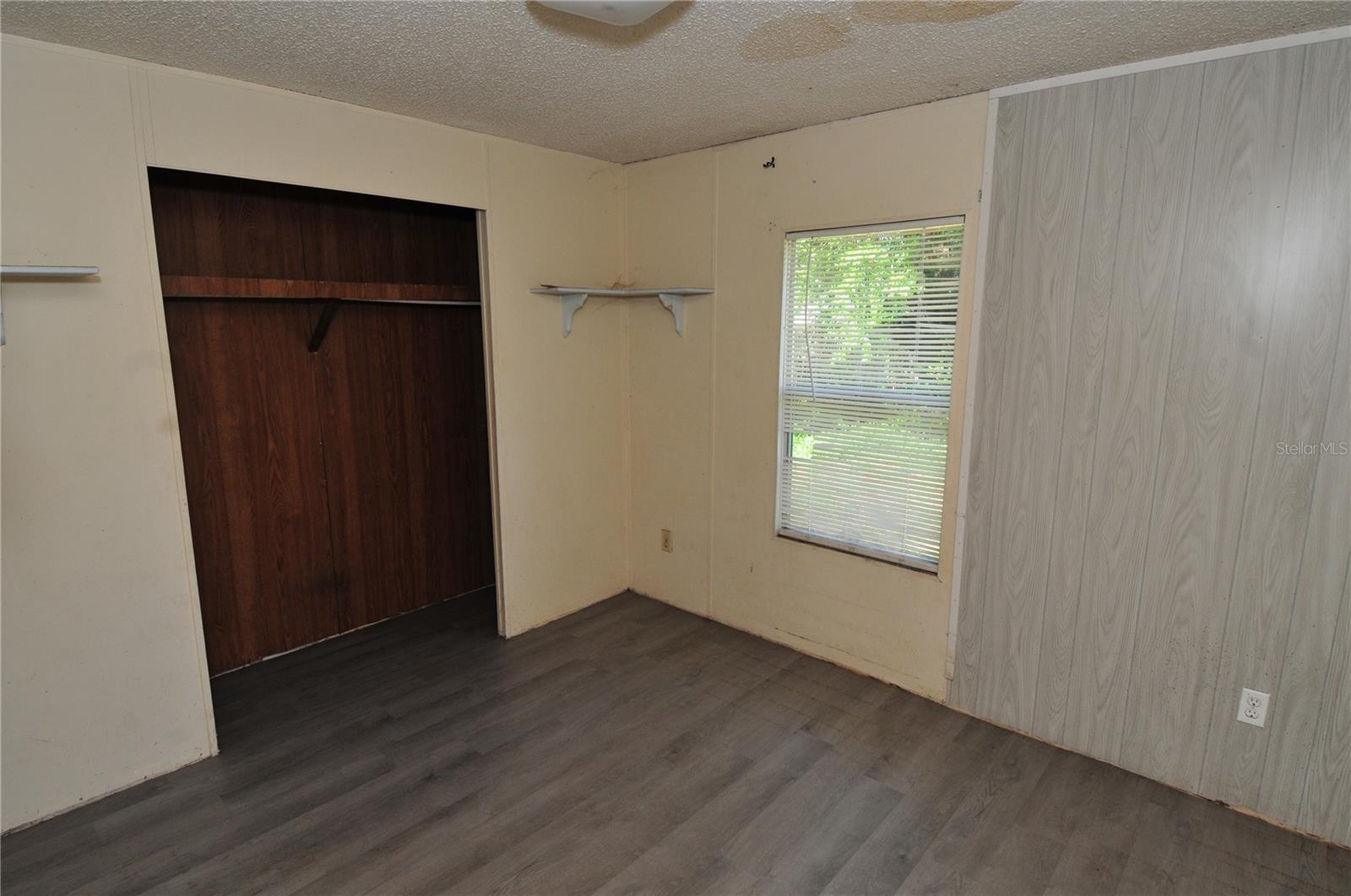 Image 15 of 27 For 10409 Alafia Street