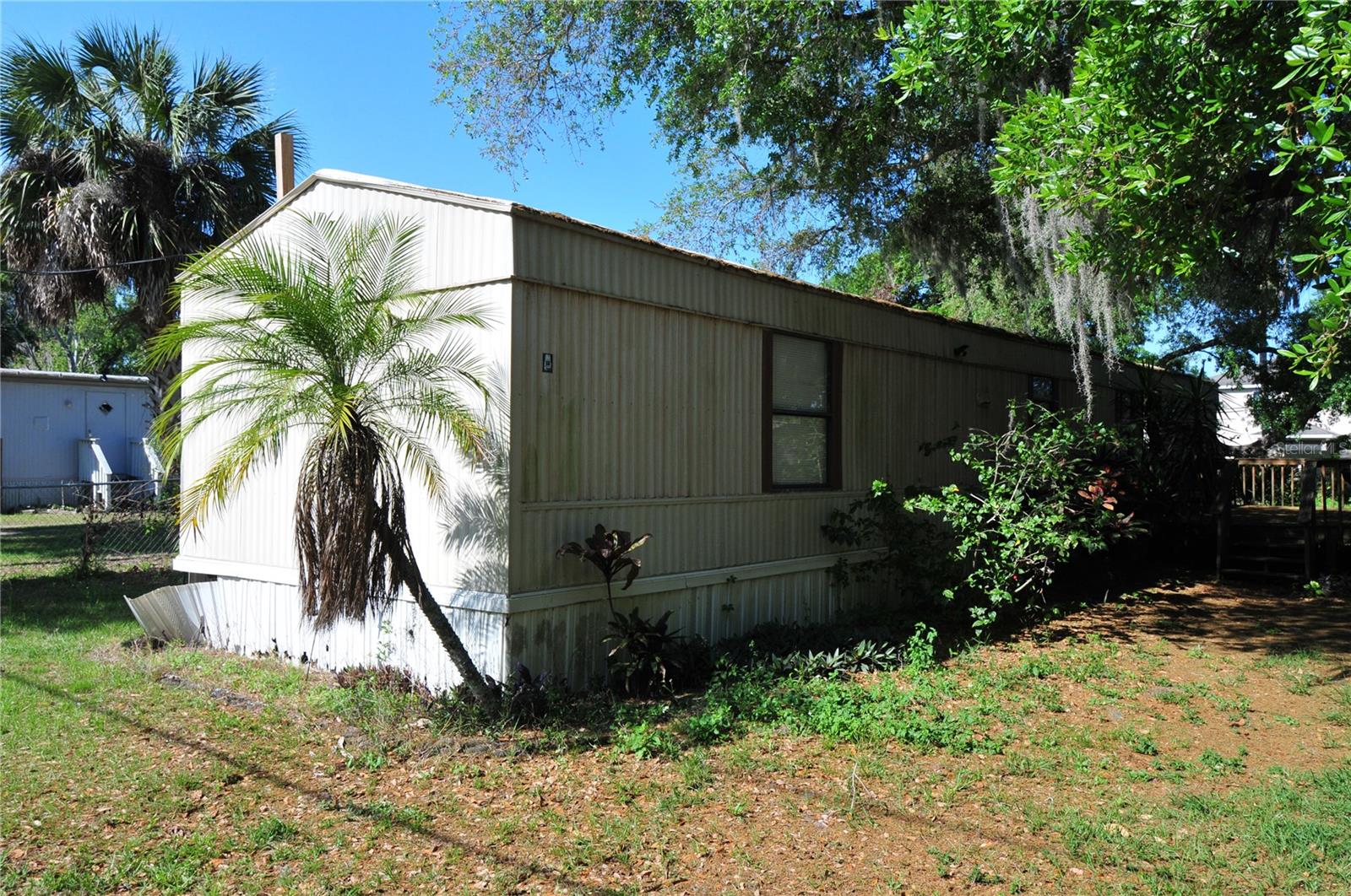 Image 2 of 27 For 10409 Alafia Street