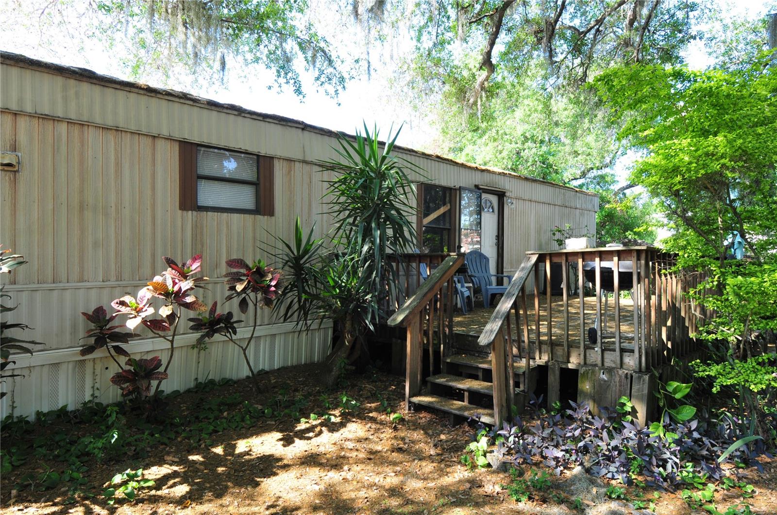 Image 6 of 27 For 10409 Alafia Street