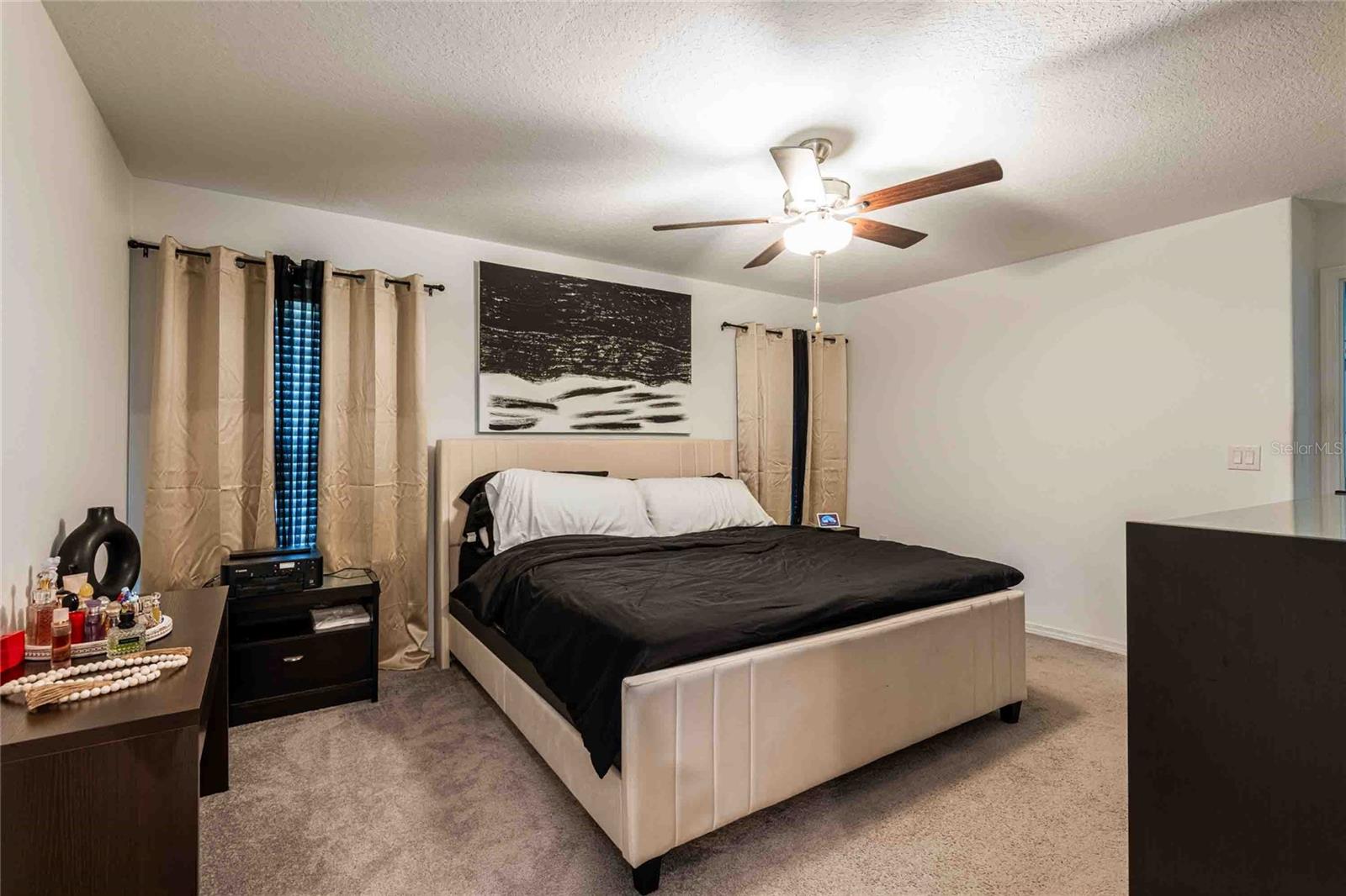 Image 12 of 34 For 1658 Red Loop