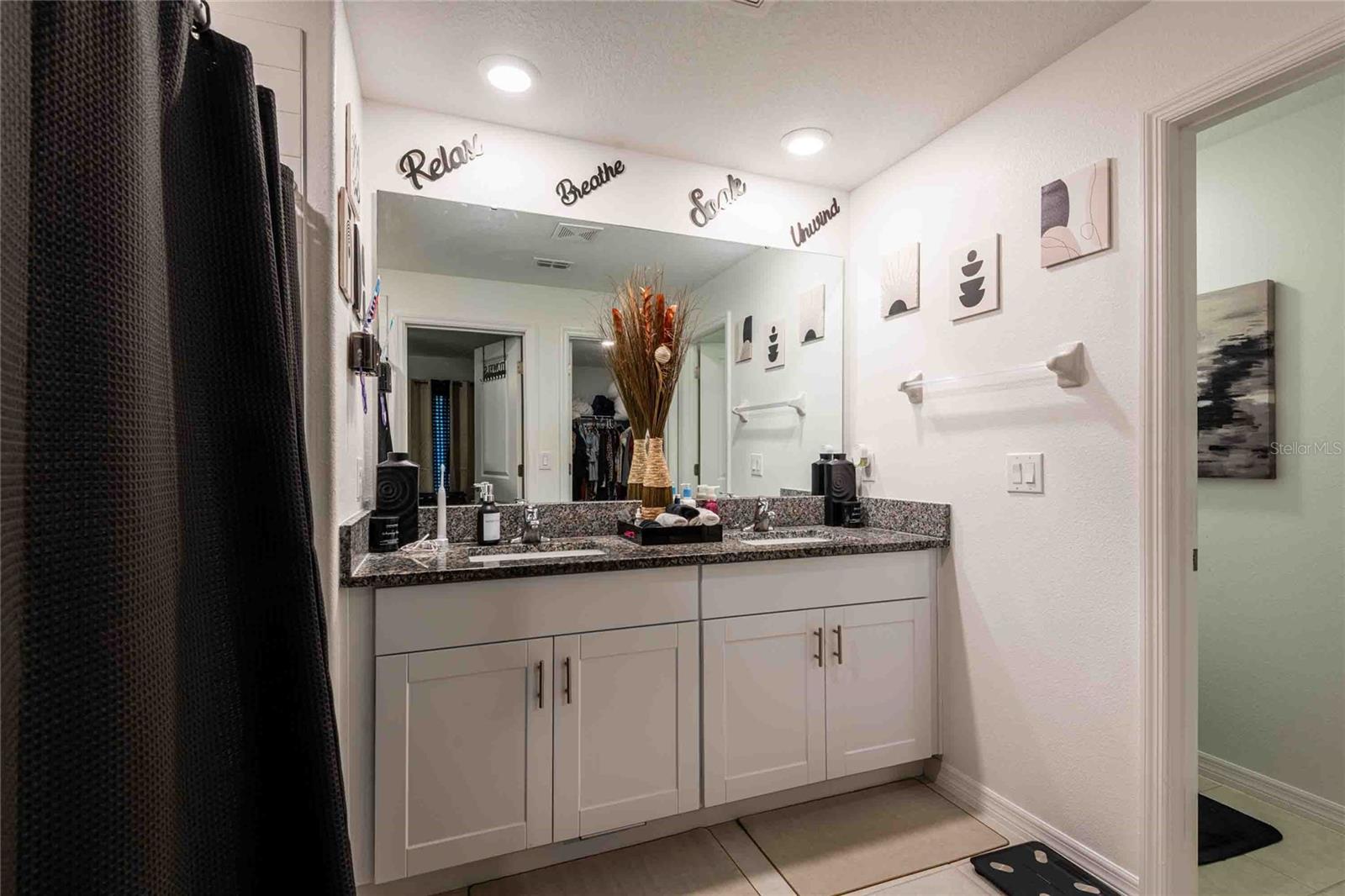 Image 13 of 34 For 1658 Red Loop