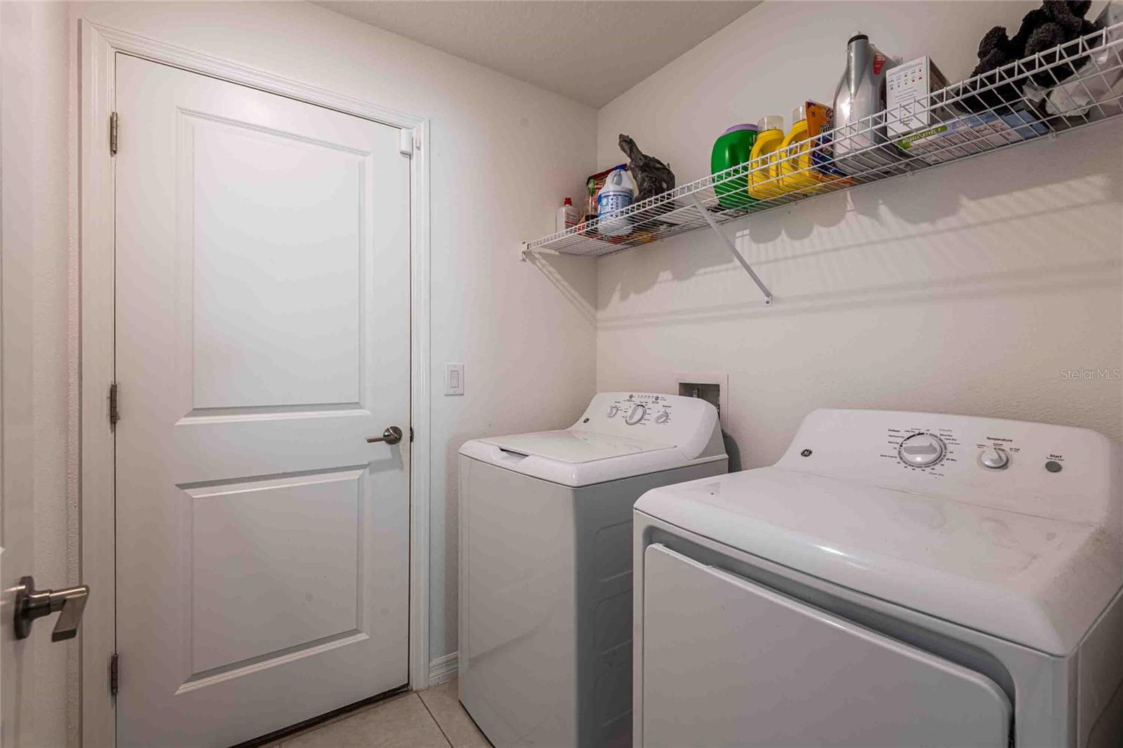 Image 16 of 34 For 1658 Red Loop