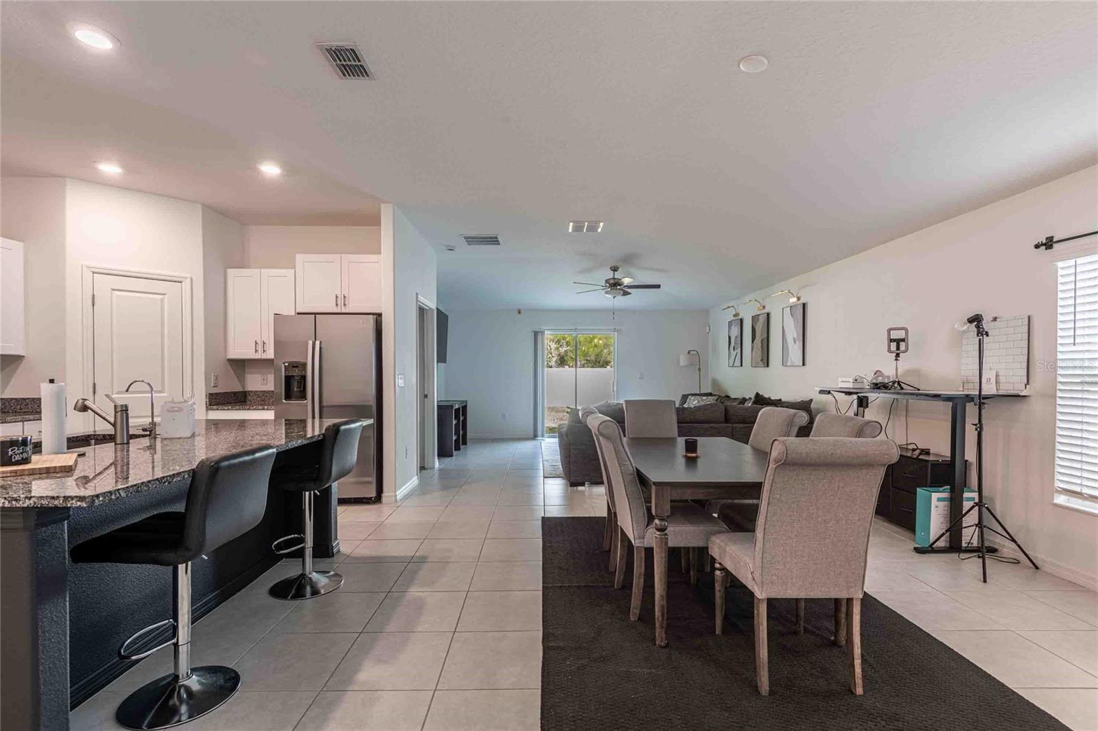 Image 18 of 34 For 1658 Red Loop