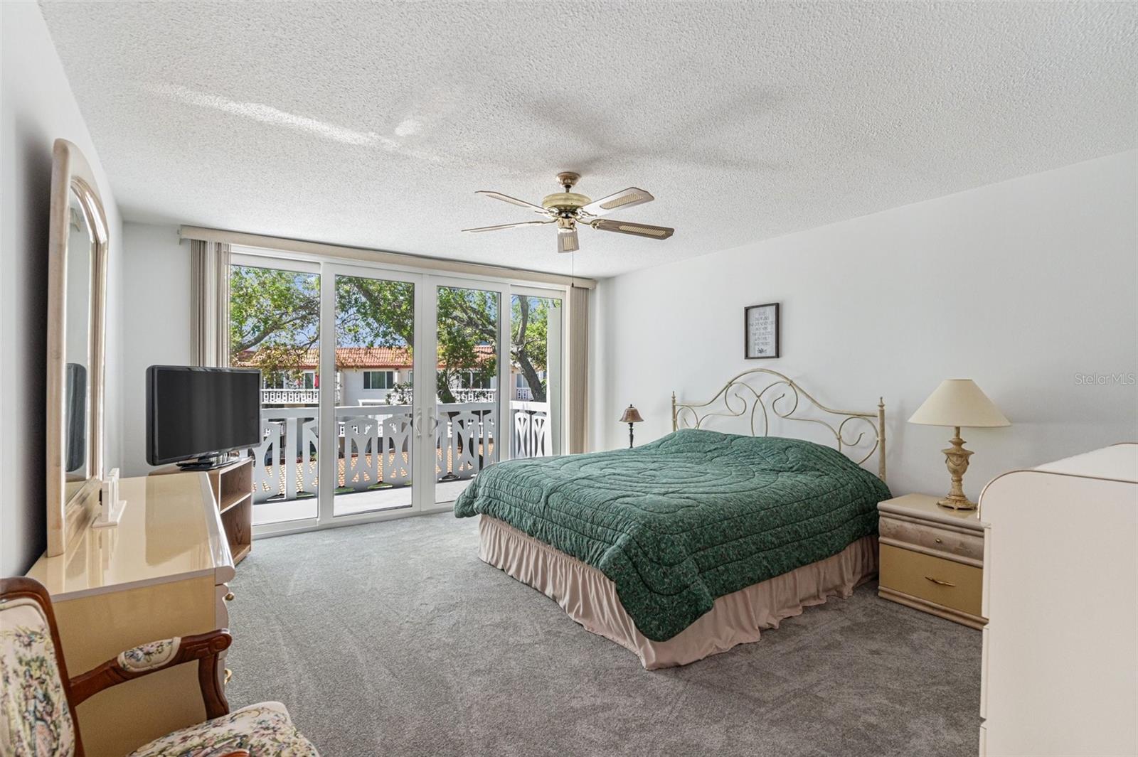 Image 15 of 34 For 2612 Pearce Drive 301