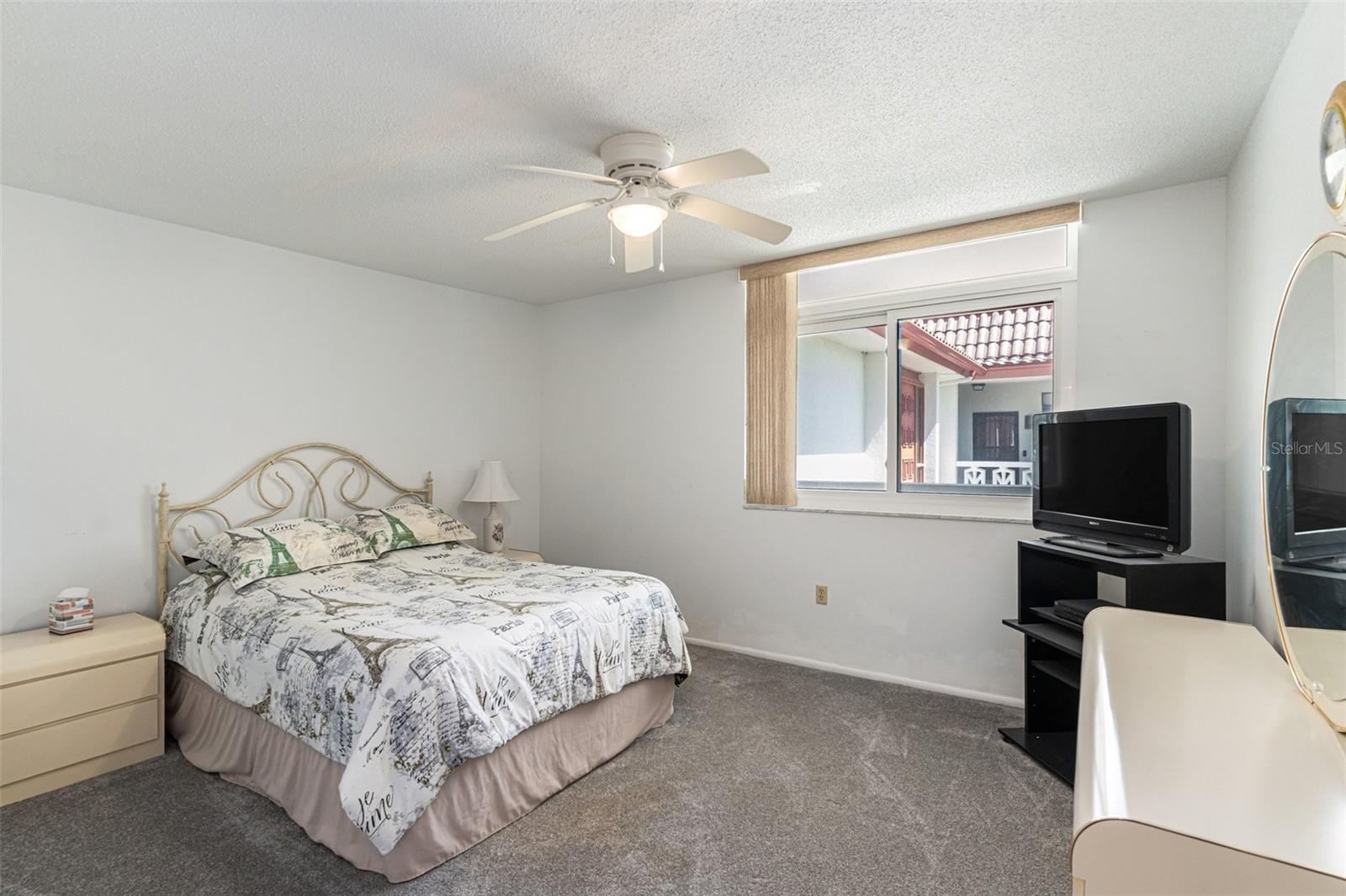 Image 19 of 34 For 2612 Pearce Drive 301