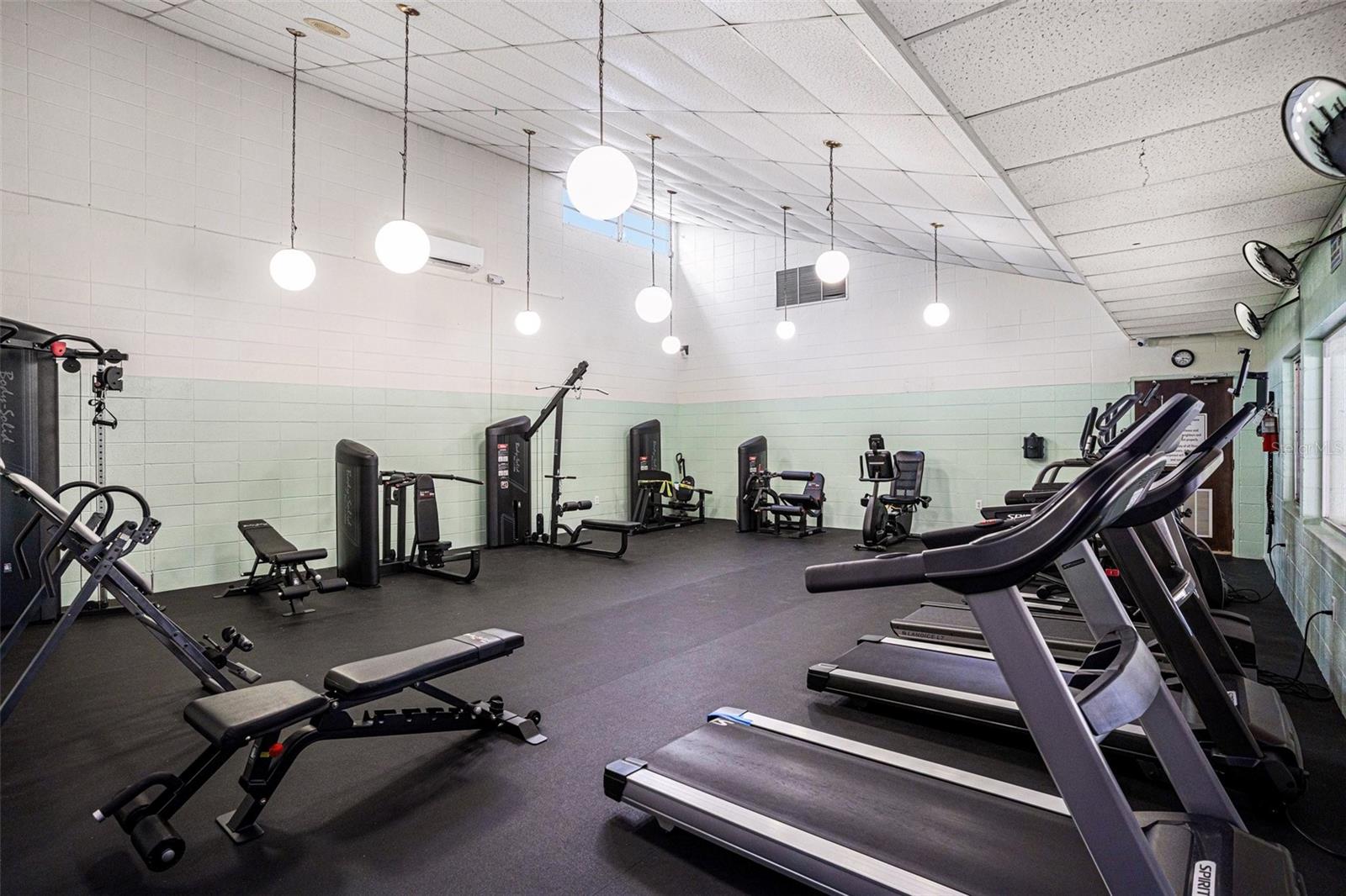 Image 32 of 34 For 2612 Pearce Drive 301