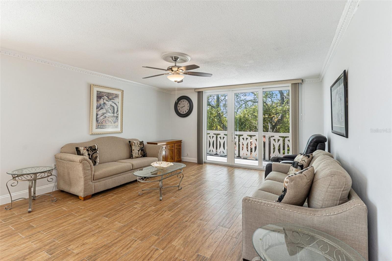 Image 5 of 34 For 2612 Pearce Drive 301