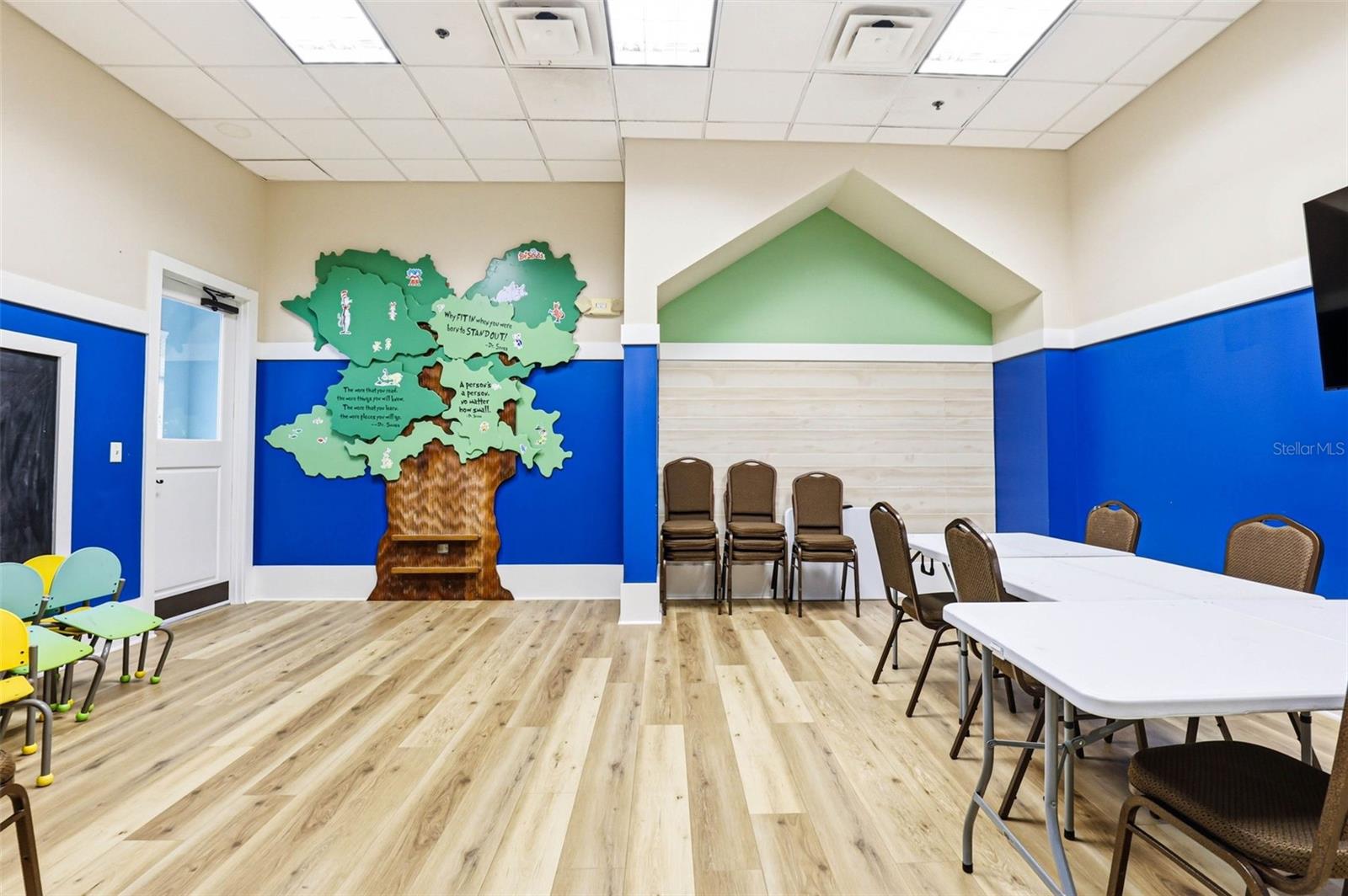 Image 92 of 96 For 21804 Briske Morning Avenue